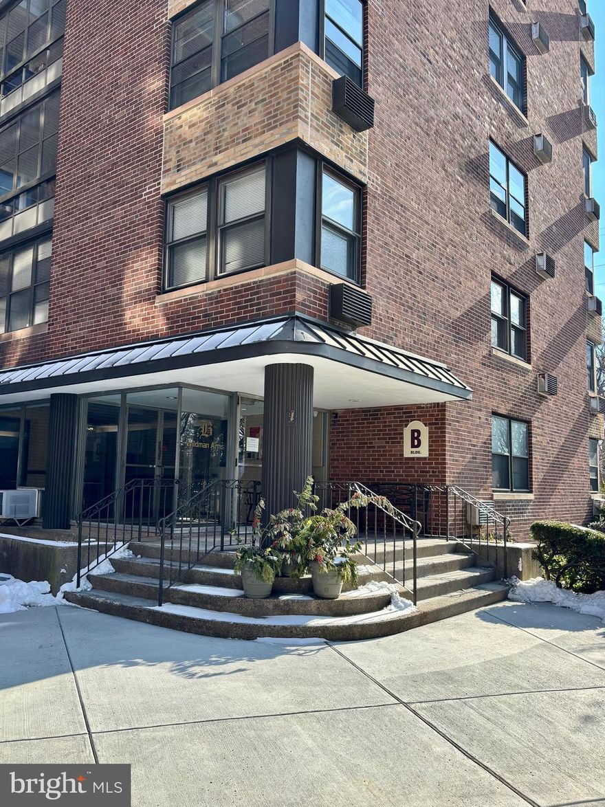 Charming 1-bedroom, 1-bath condo with a courtyard view in the desirable Wildman Arms community! This well-maintained building offers secure lobby entry, two elevators, a reception/mailroom, and convenient on-site laundry. Residents enjoy great amenities including an outdoor pool, fitness center, meeting room, and community garden plots (as available). Optional garage parking and storage are also available for an additional fee.

Perfectly located for walkable living in the heart of Lansdowne—bus stop right outside, just 2 blocks to the Lansdowne Train Station, and minutes to the Farmers Market, Lansdowne Theatre, library, cafés, restaurants, and local shops.

Monthly condo fee of $205 covers water, sewer, lawn care, snow removal, trash, and 24/7 maintenance for a hassle-free lifestyle. **Capital Contribution due at closing—5 months of condo fees (paid by buyer).**