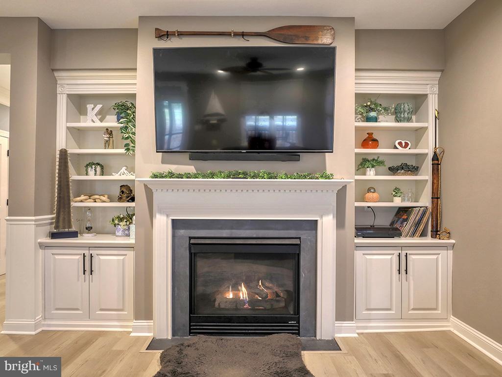 PENINSULA - Residential