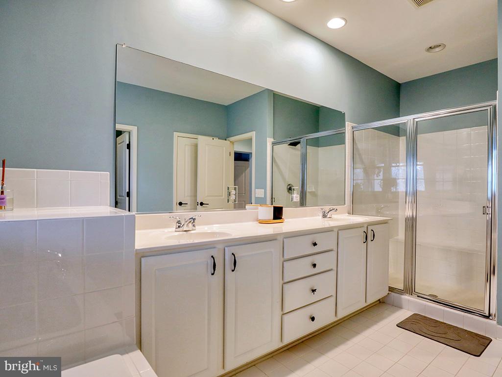 PENINSULA - Residential