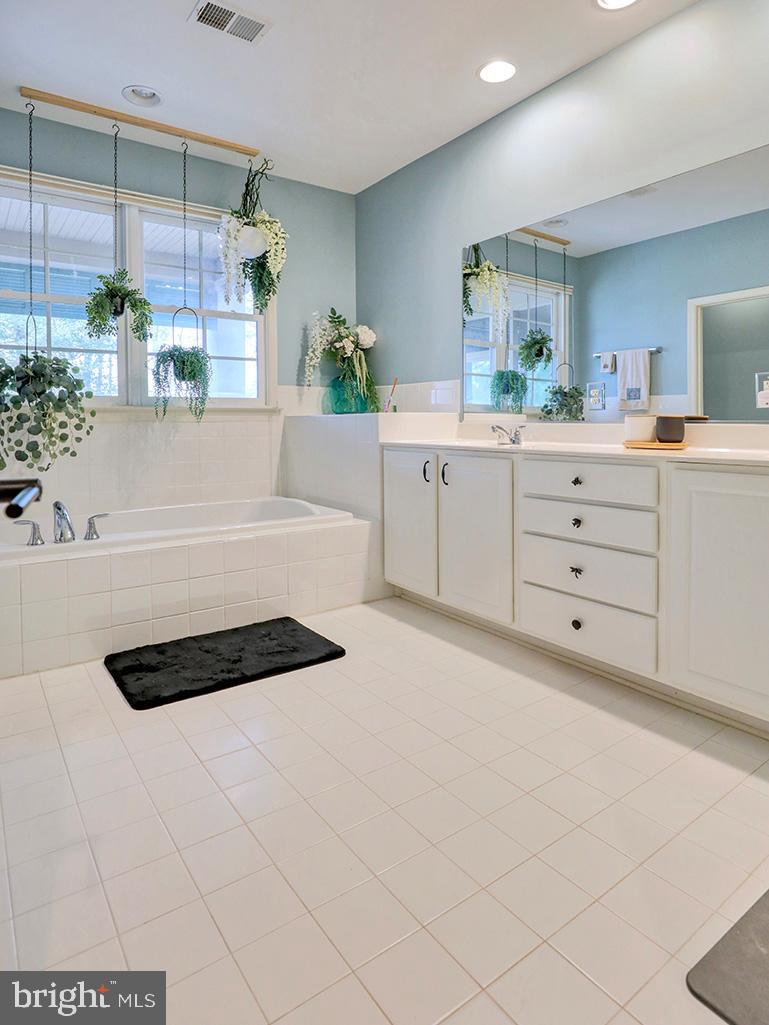 PENINSULA - Residential