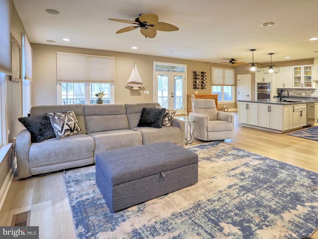 PENINSULA - Residential