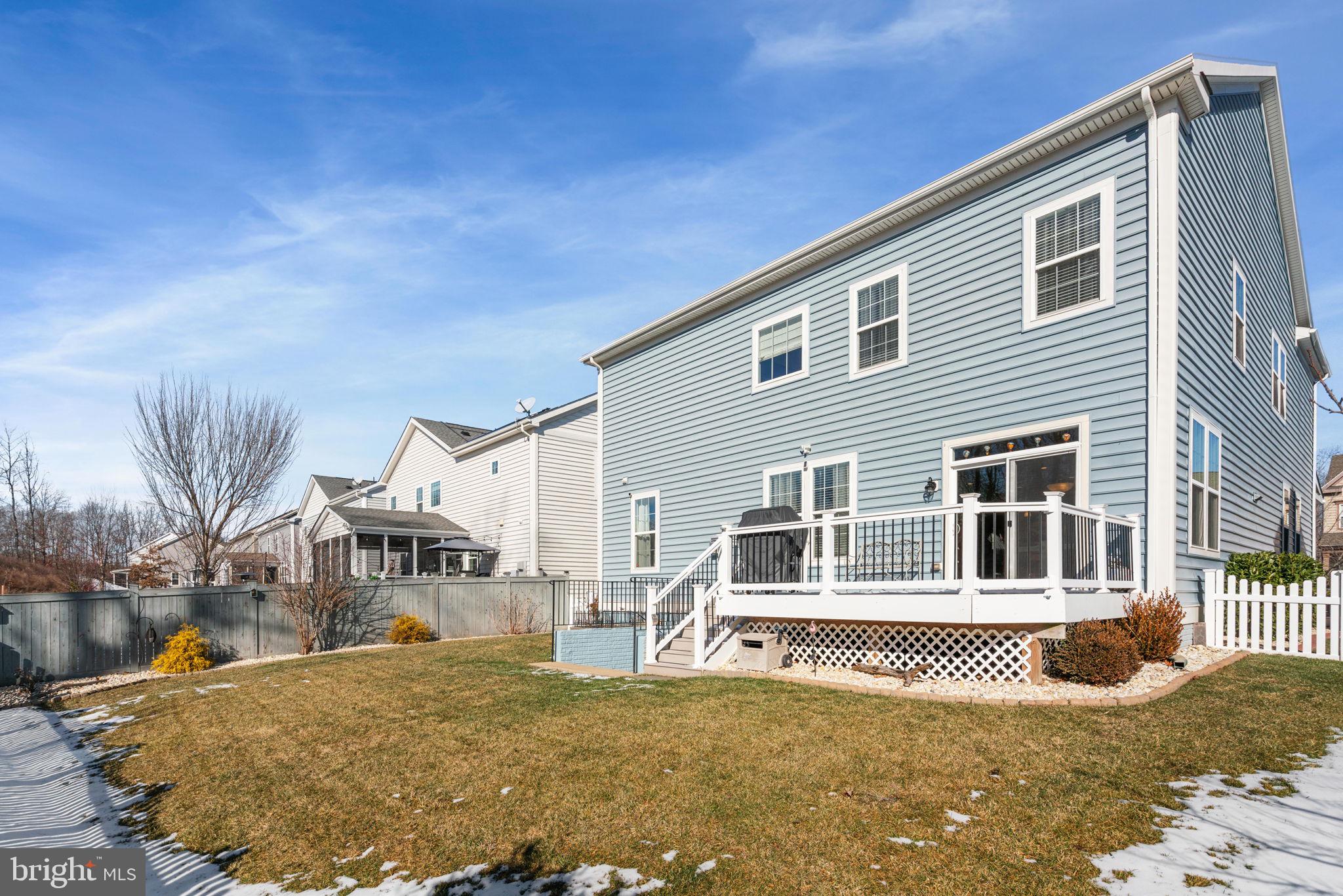 EMBREY MILL - Residential