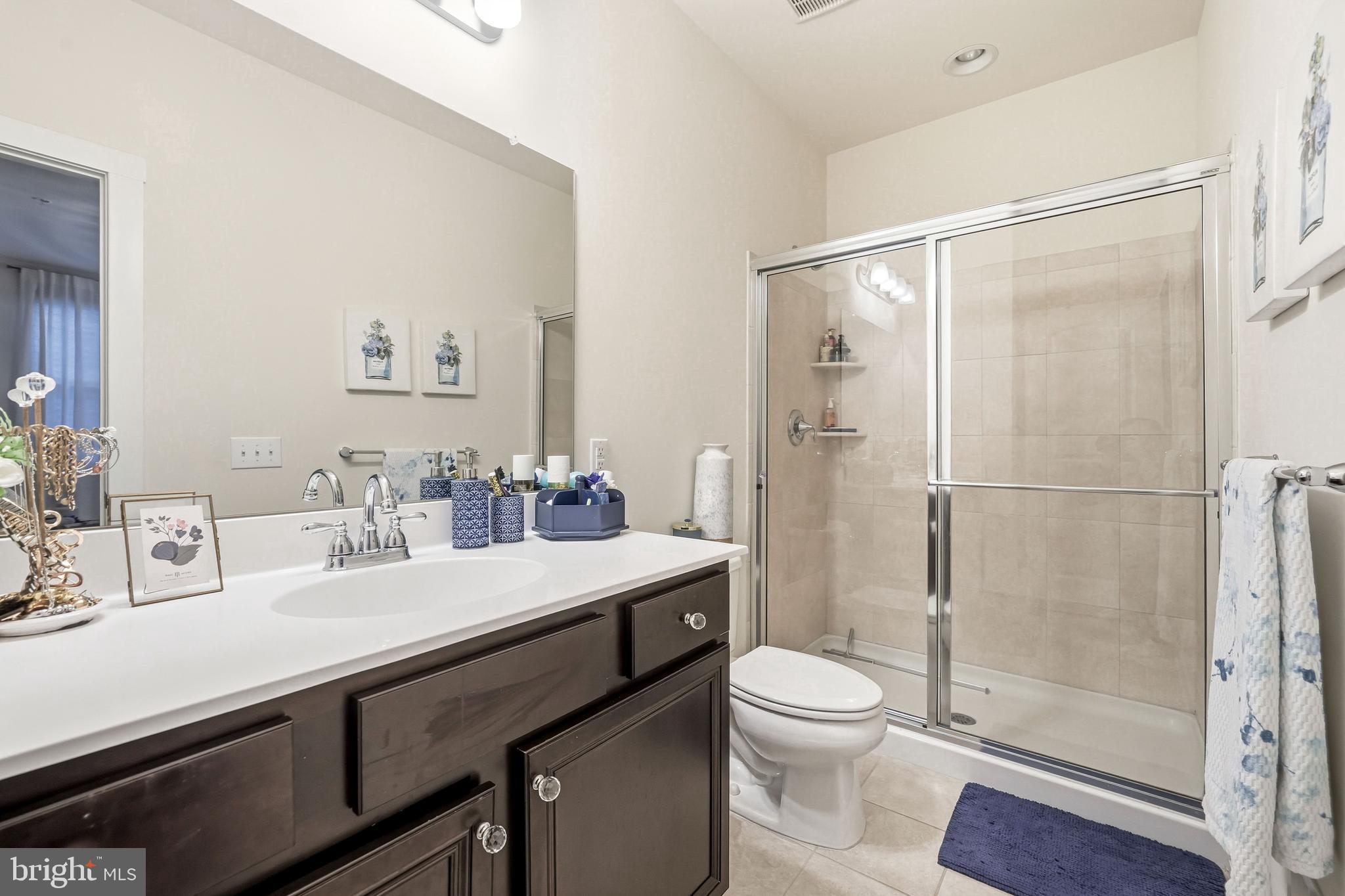 WATERSIDE - Residential