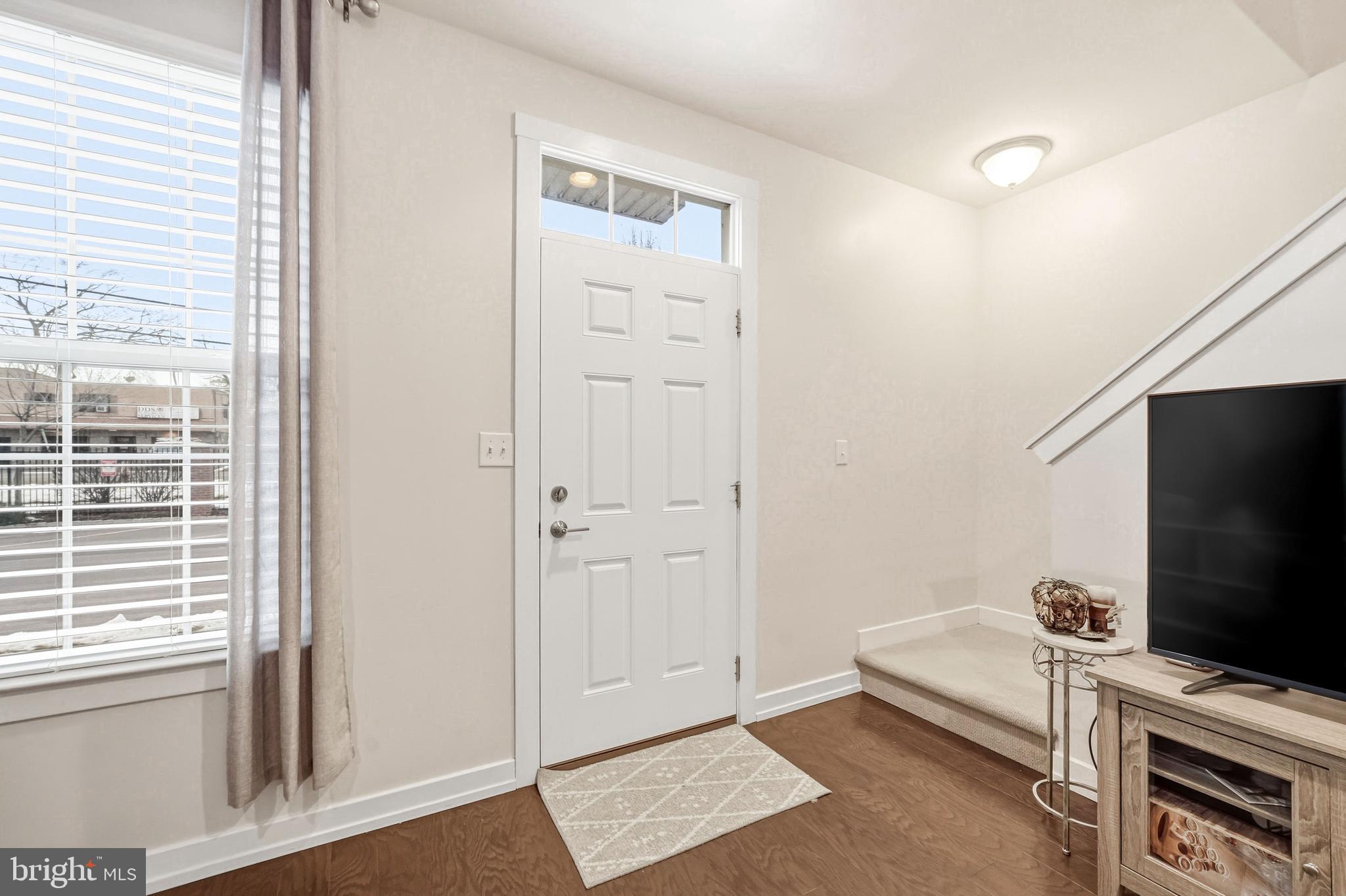 WATERSIDE - Residential