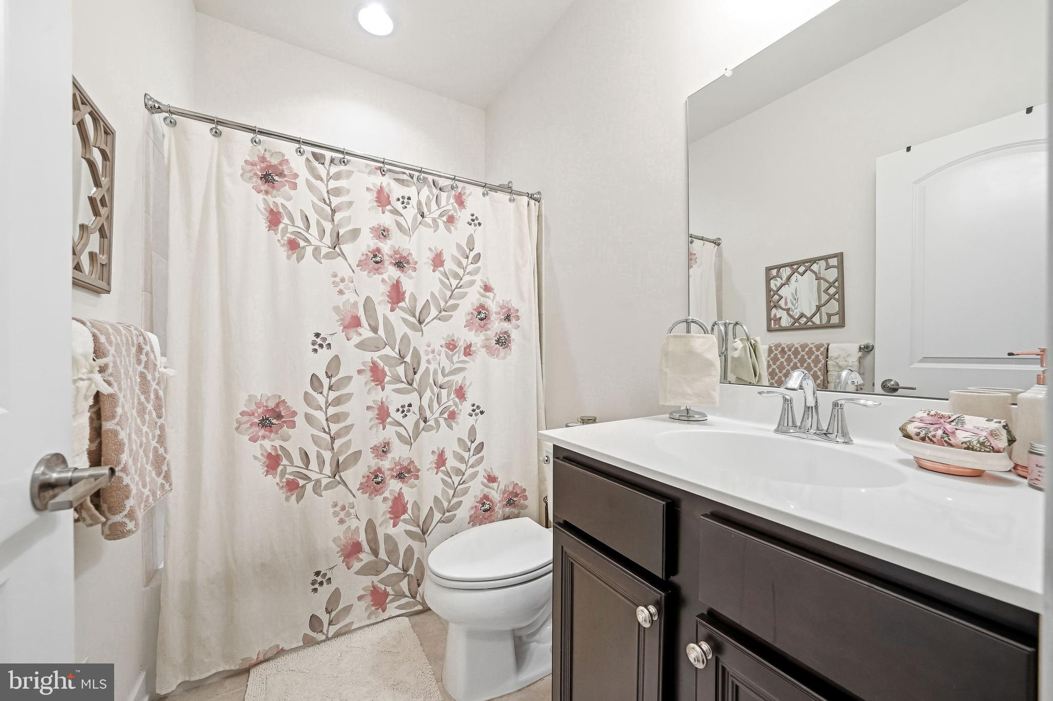 WATERSIDE - Residential