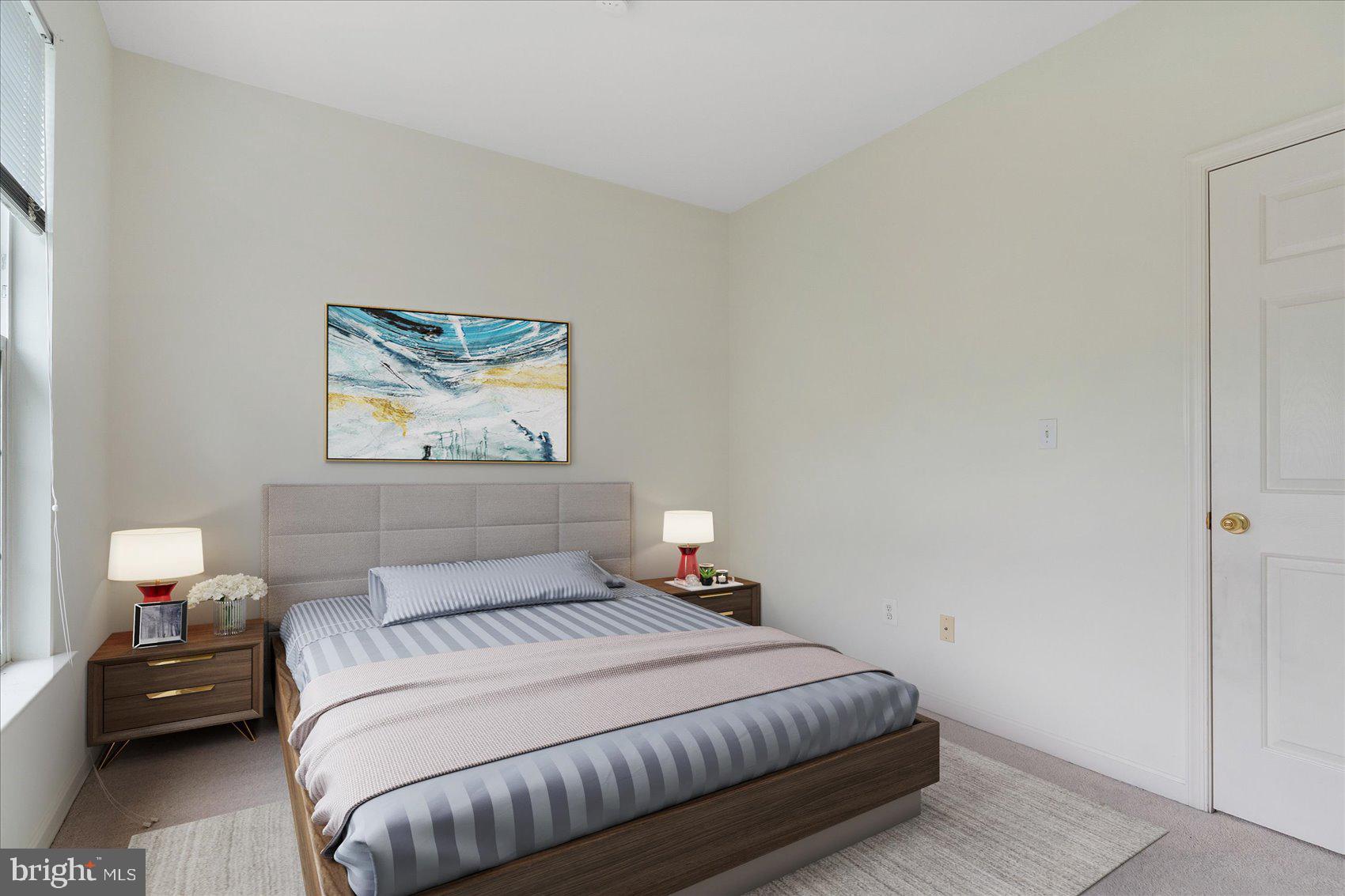 HOLLINGTON AT THE POINTE - Residential