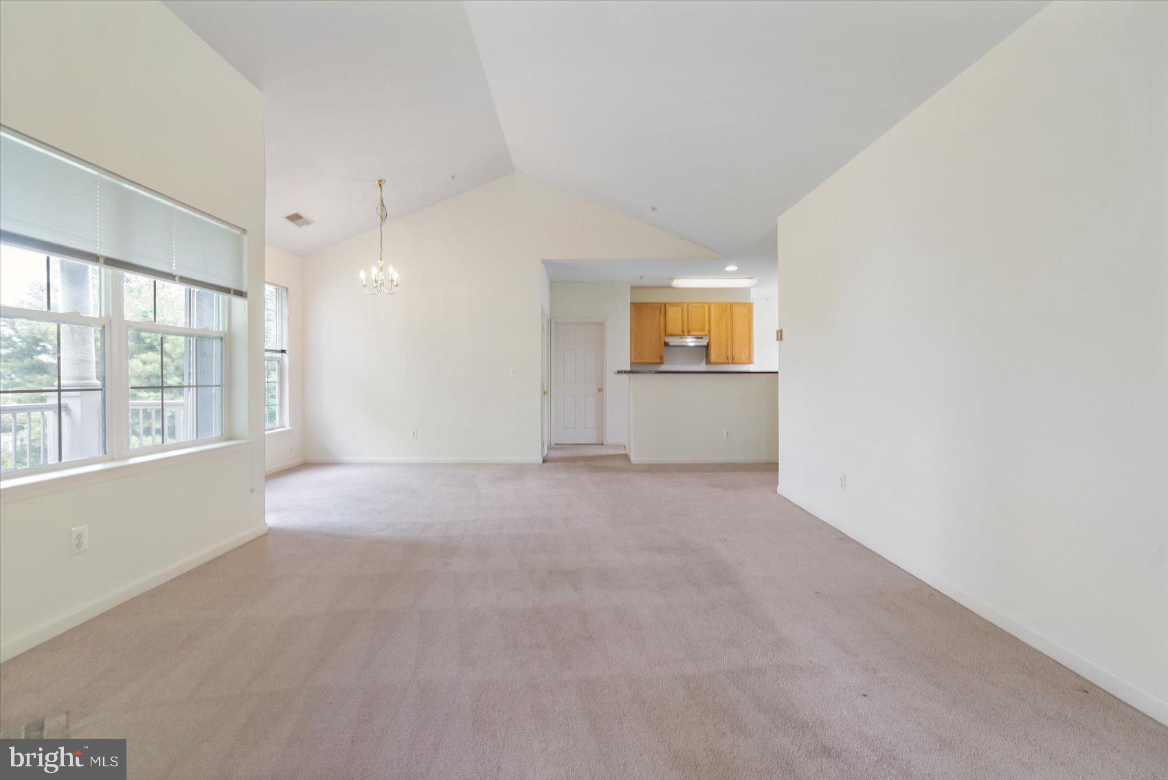 HOLLINGTON AT THE POINTE - Residential