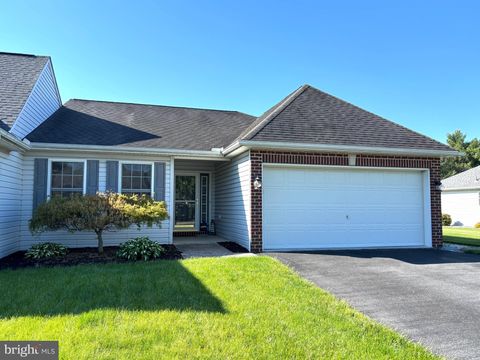 Townhouse For Sale - 42 Ridgeway Drive<br/> Cumberland County, MECHANICSBURG, PA 17050