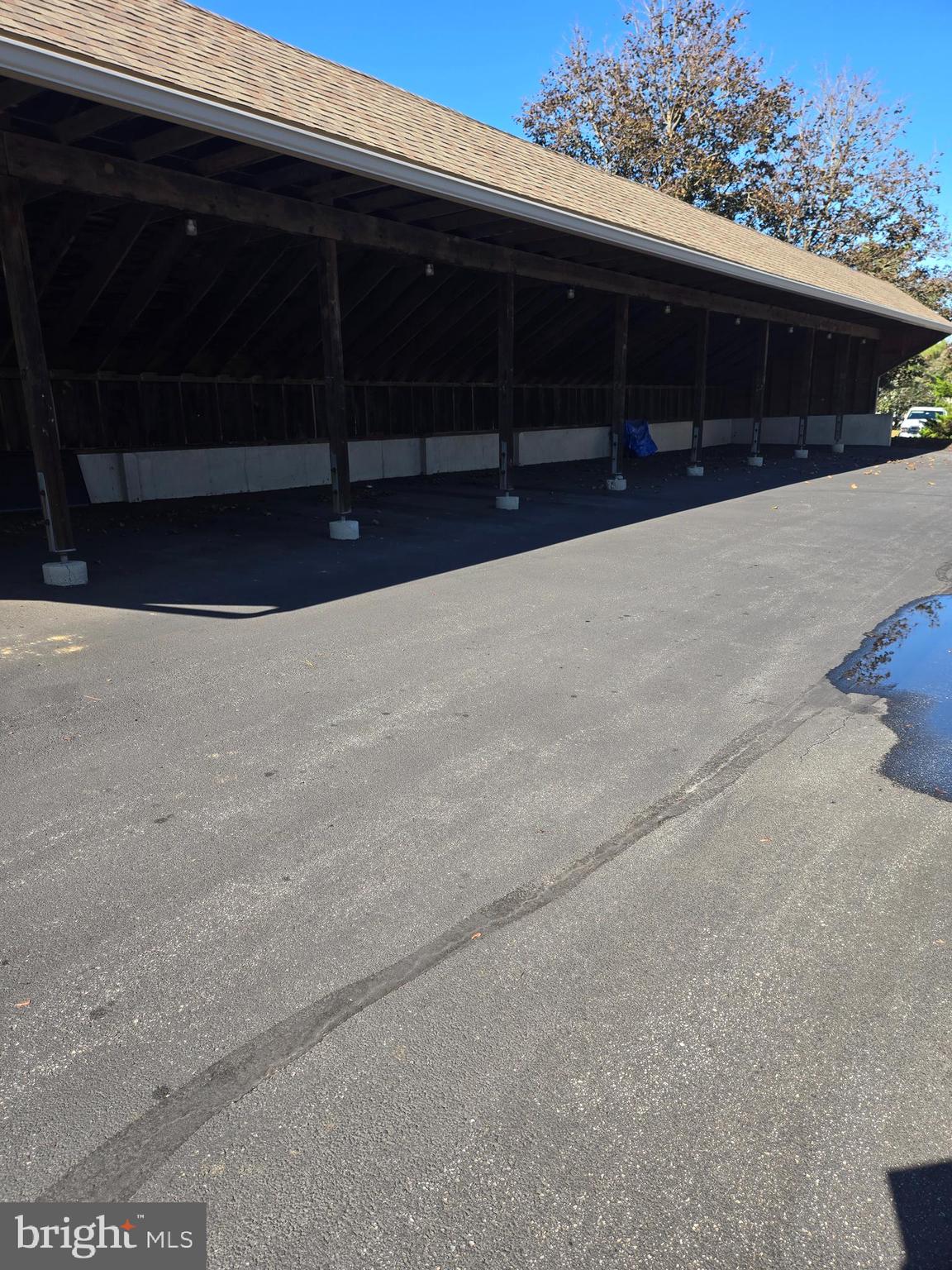 RUNNYMEADE FARMS - Residential Lease