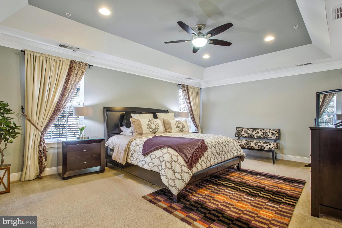 CHAPEL GLEN - Residential