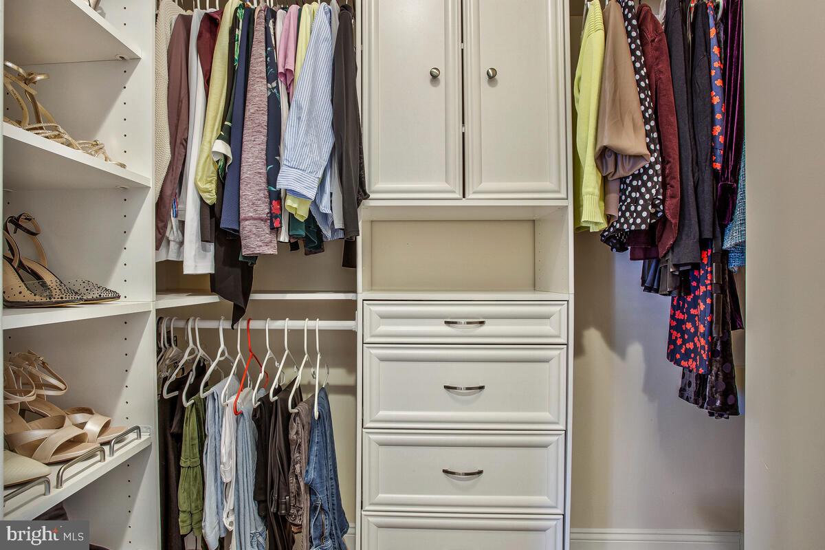 CHAPEL GLEN - Residential