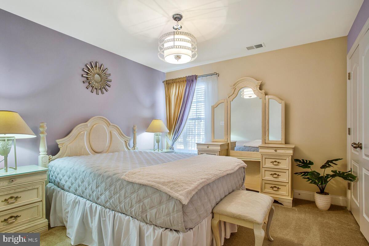 CHAPEL GLEN - Residential