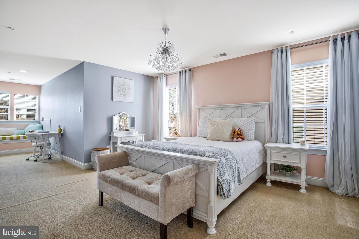 CHAPEL GLEN - Residential