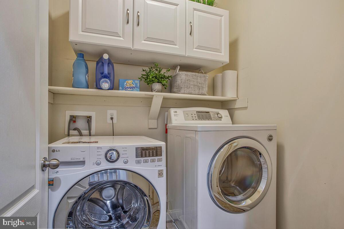 CHAPEL GLEN - Residential