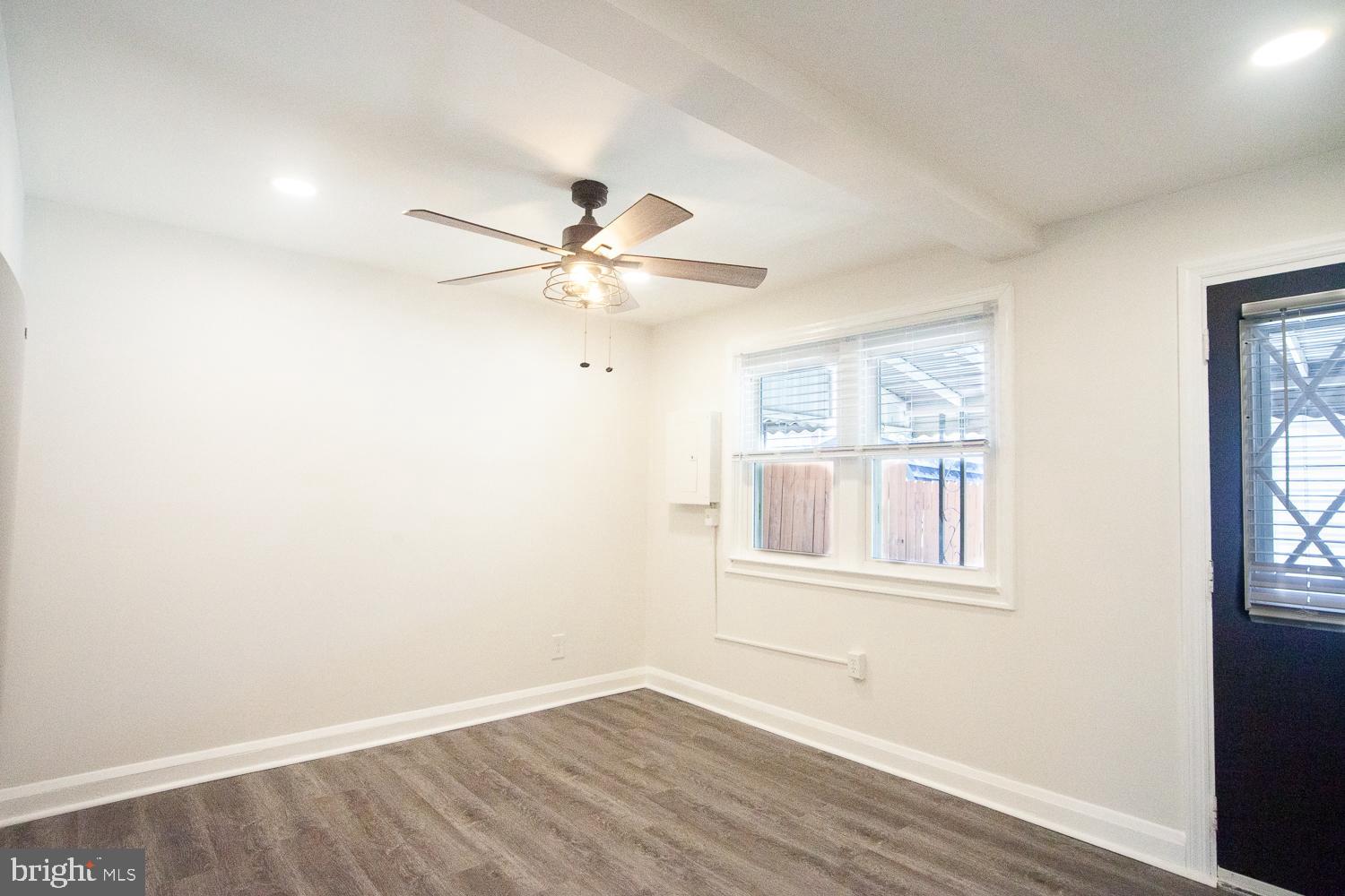 EASTFIELD - Residential