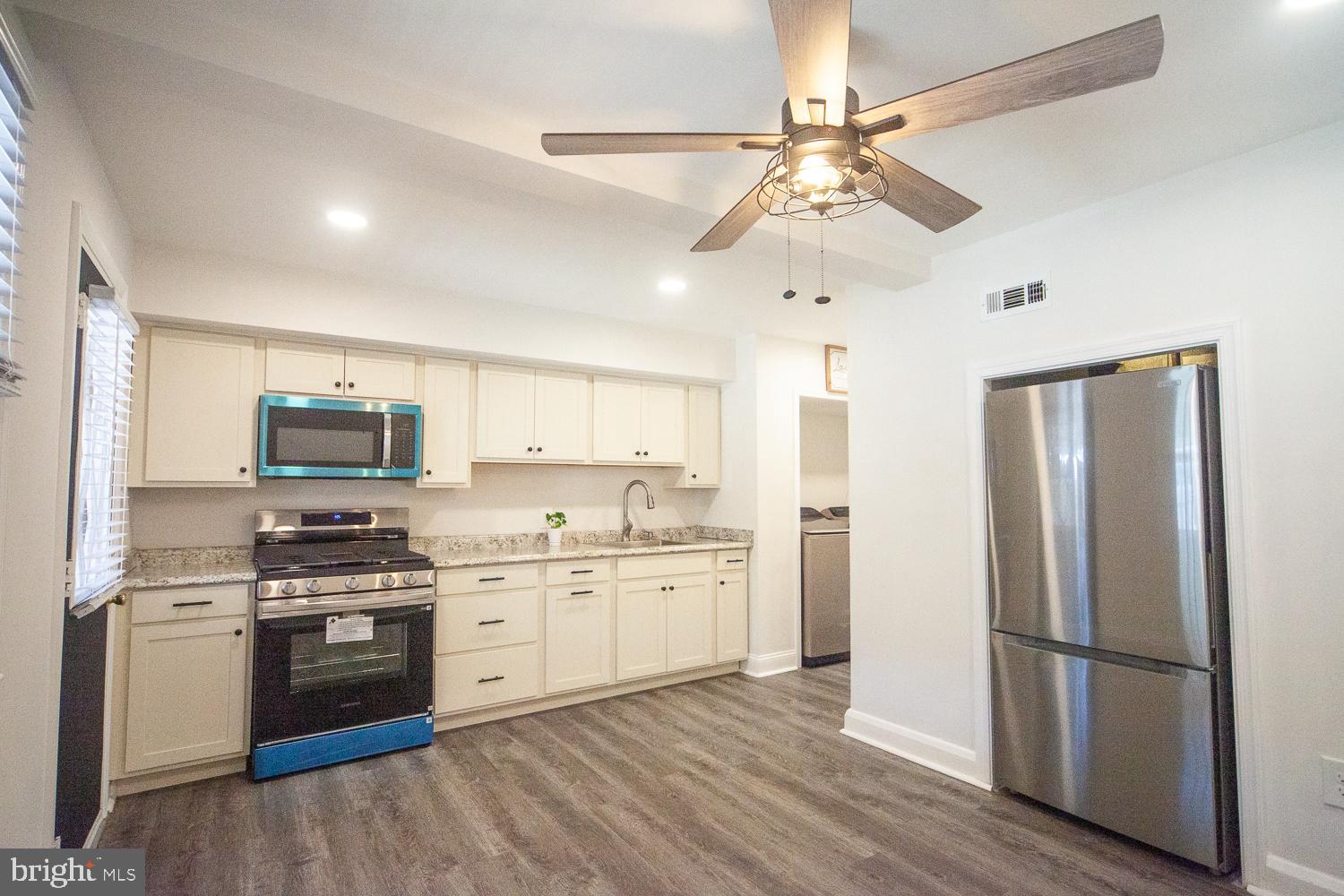 EASTFIELD - Residential
