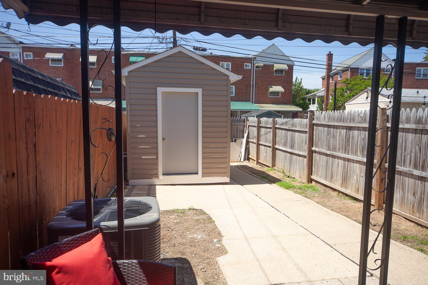 EASTFIELD - Residential