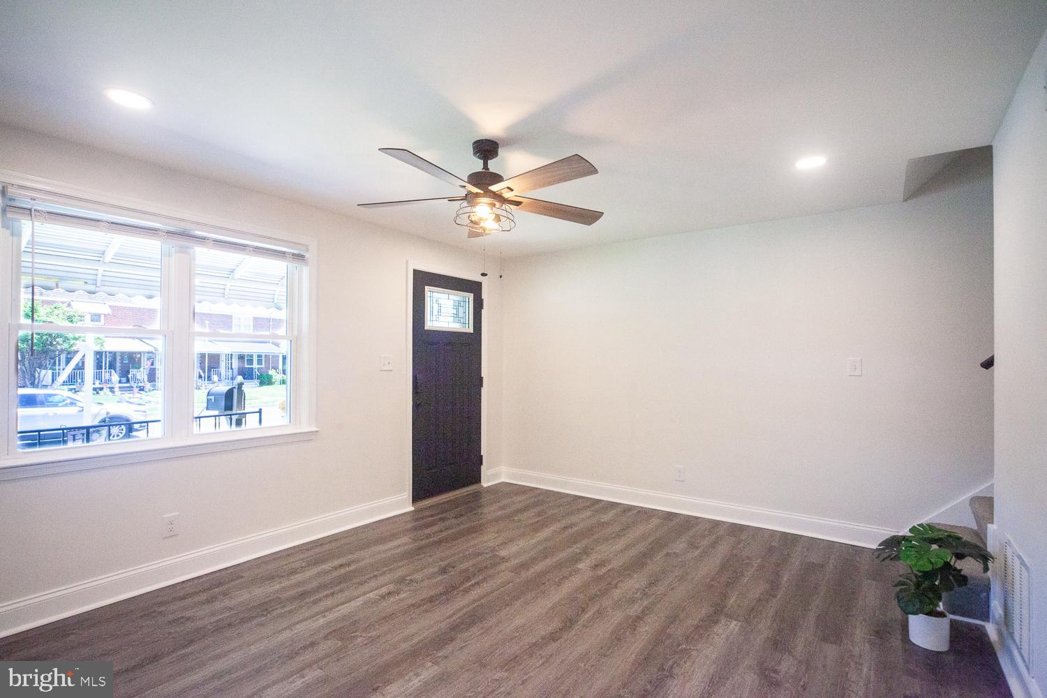 EASTFIELD - Residential