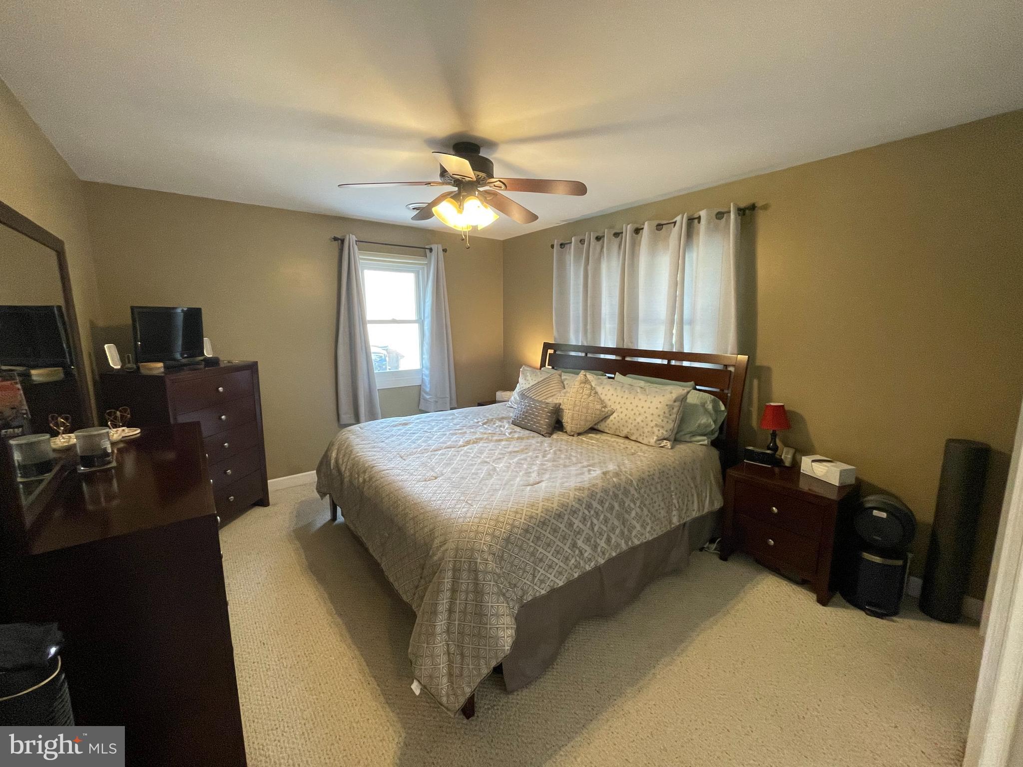 208 MARSHALL DRIVE