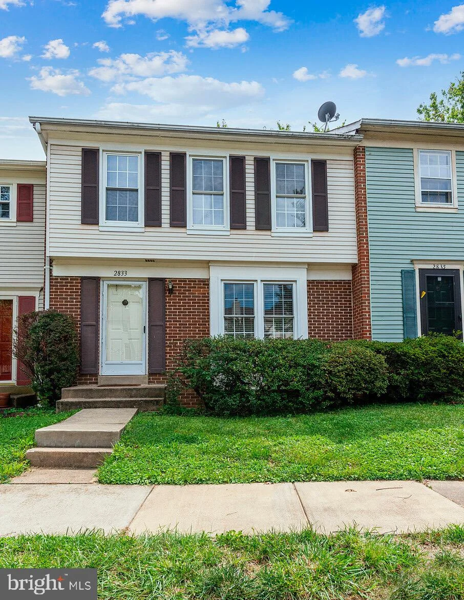 2833 Knollside Lane, Vienna, VA 22180
