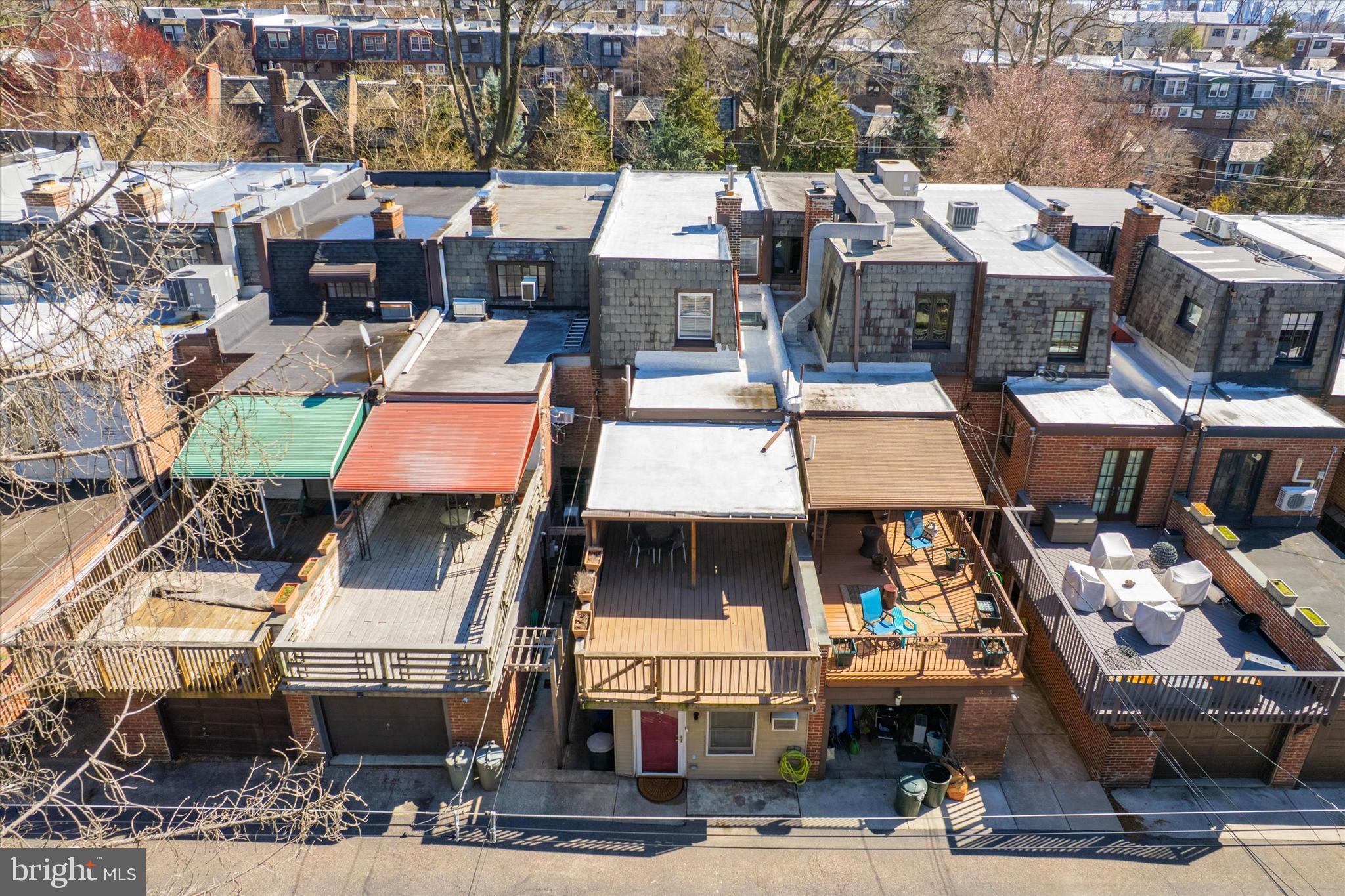 EAST FALLS - Residential