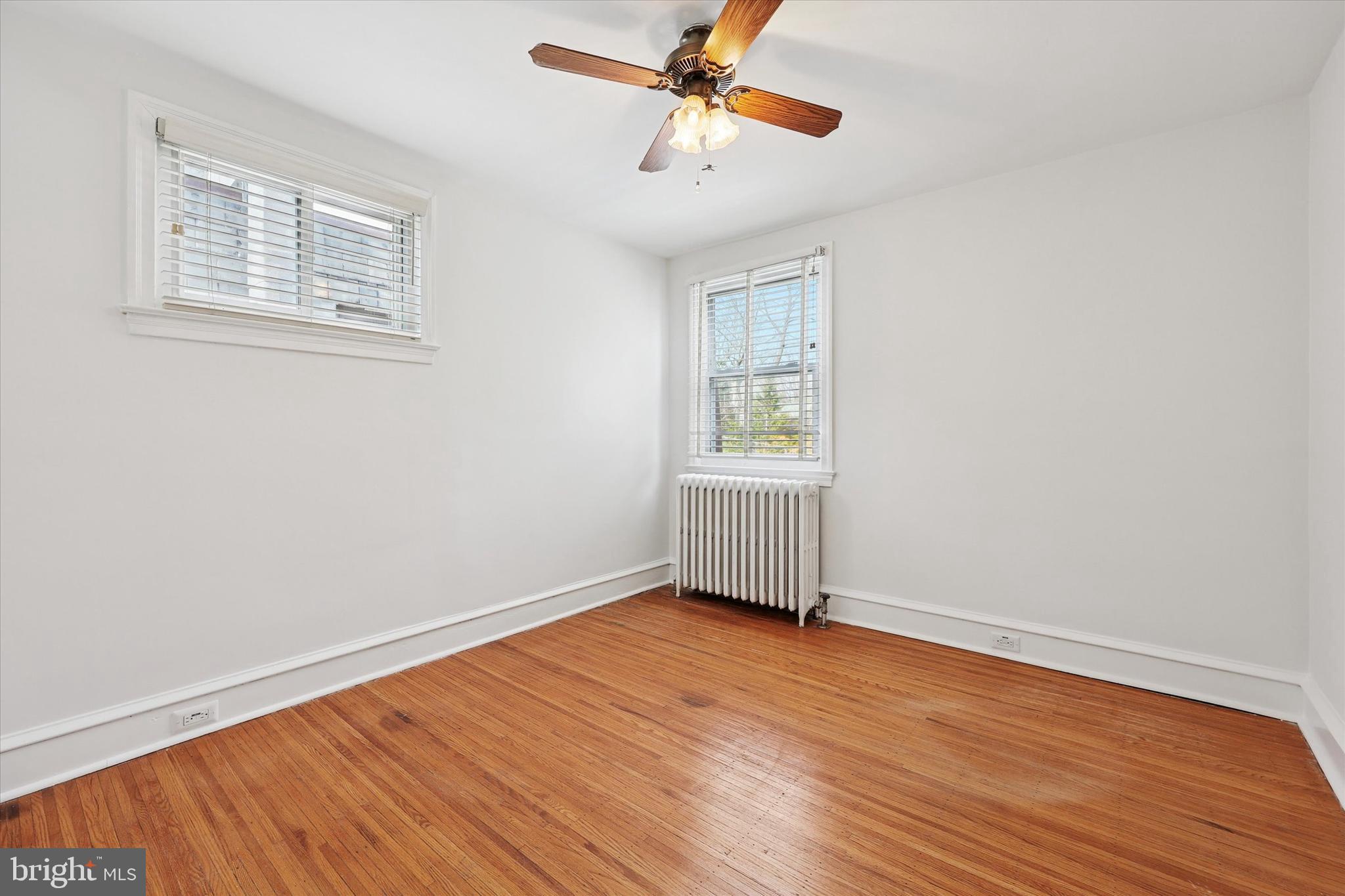 EAST FALLS - Residential