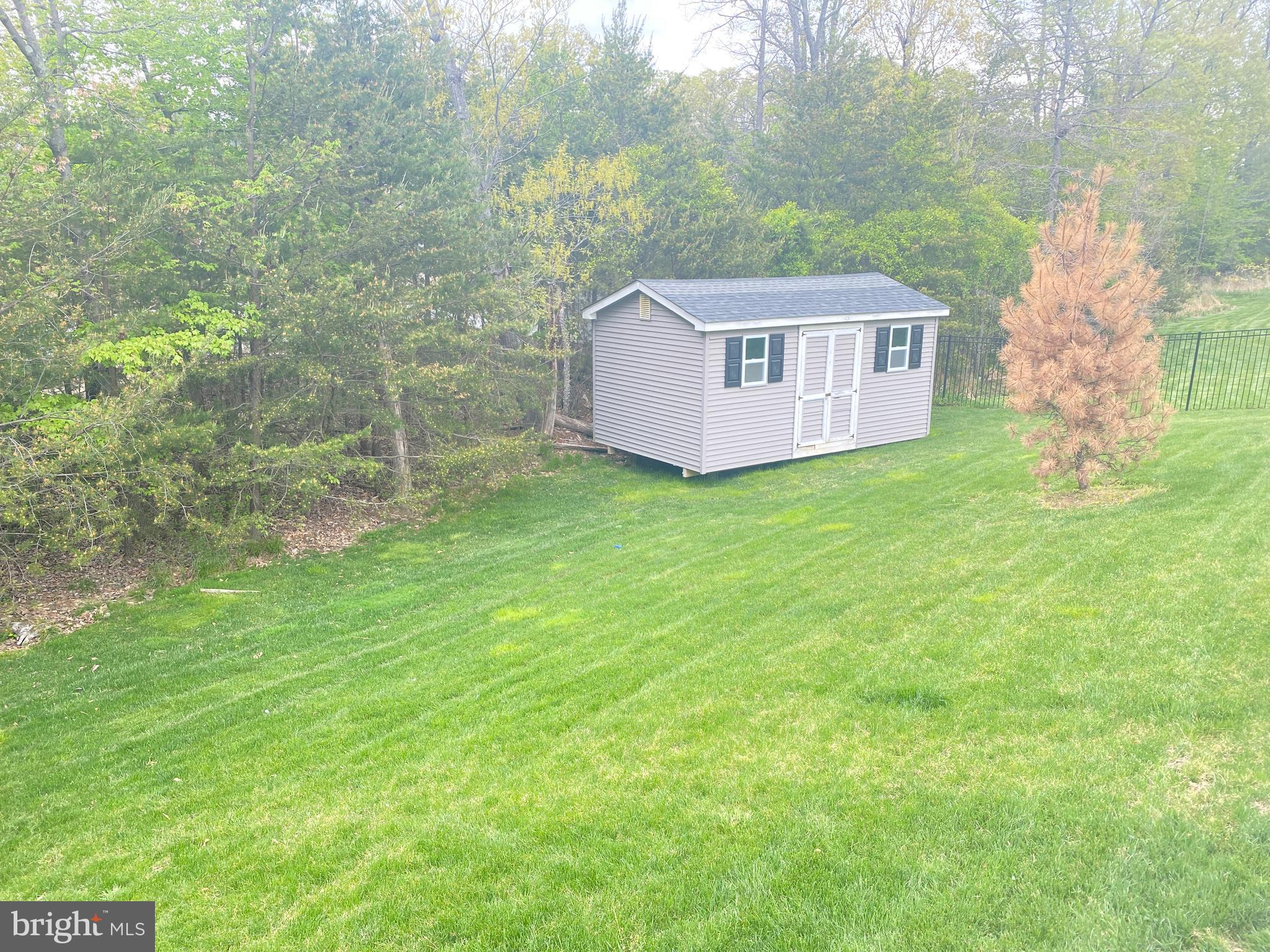 WATERFORD COVE-PLAT 1> - Residential