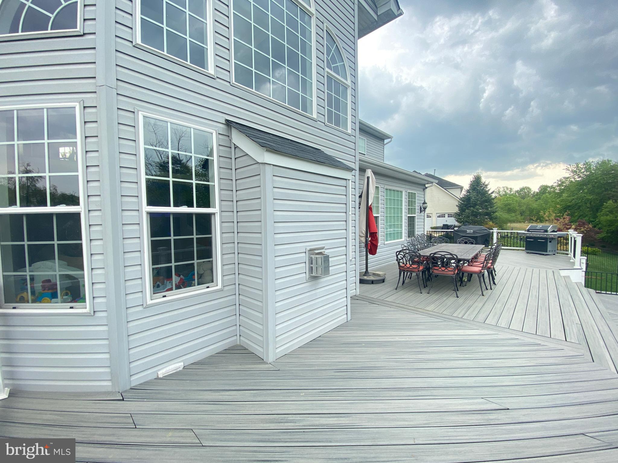 WATERFORD COVE-PLAT 1> - Residential