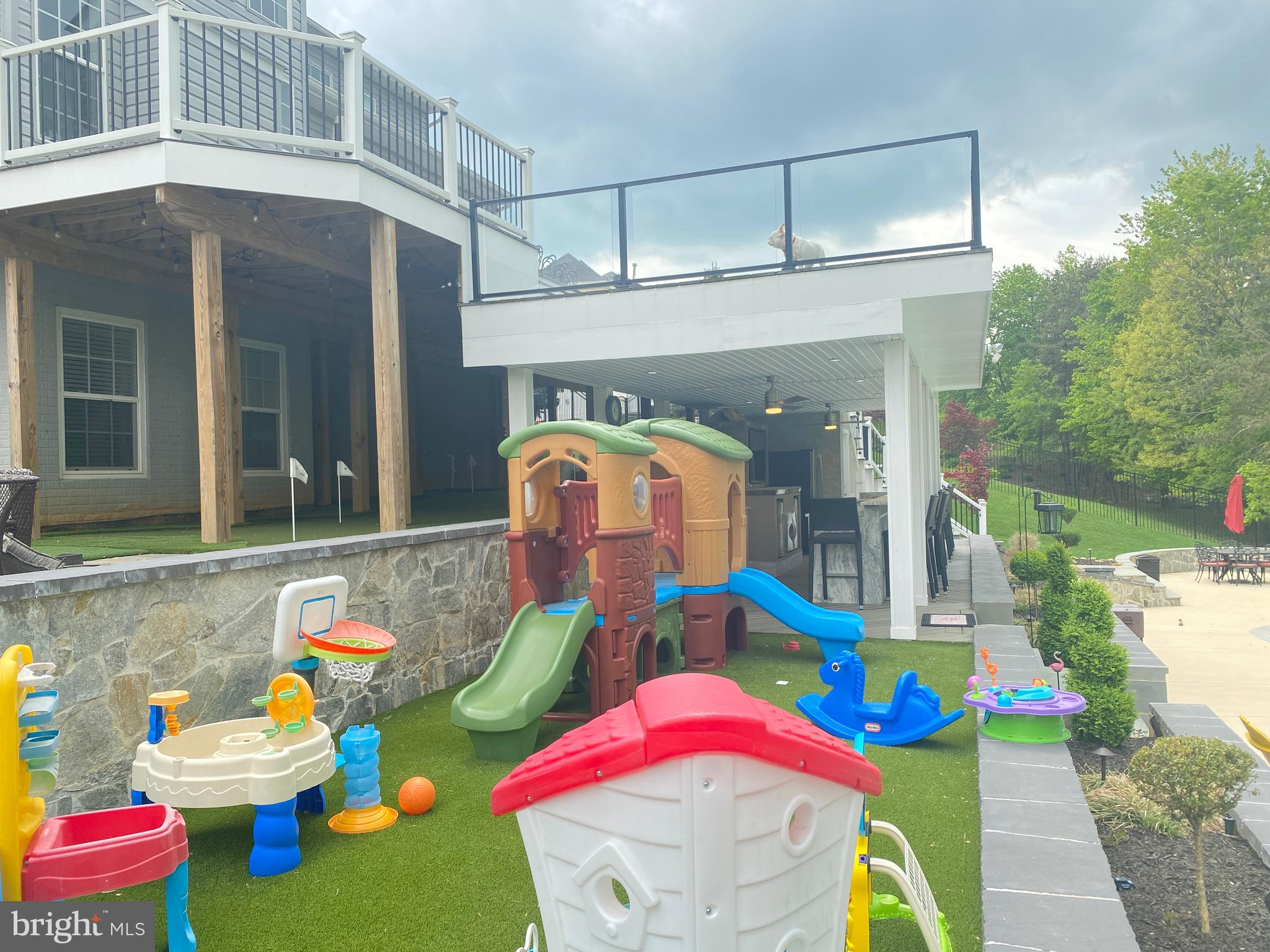 WATERFORD COVE-PLAT 1> - Residential