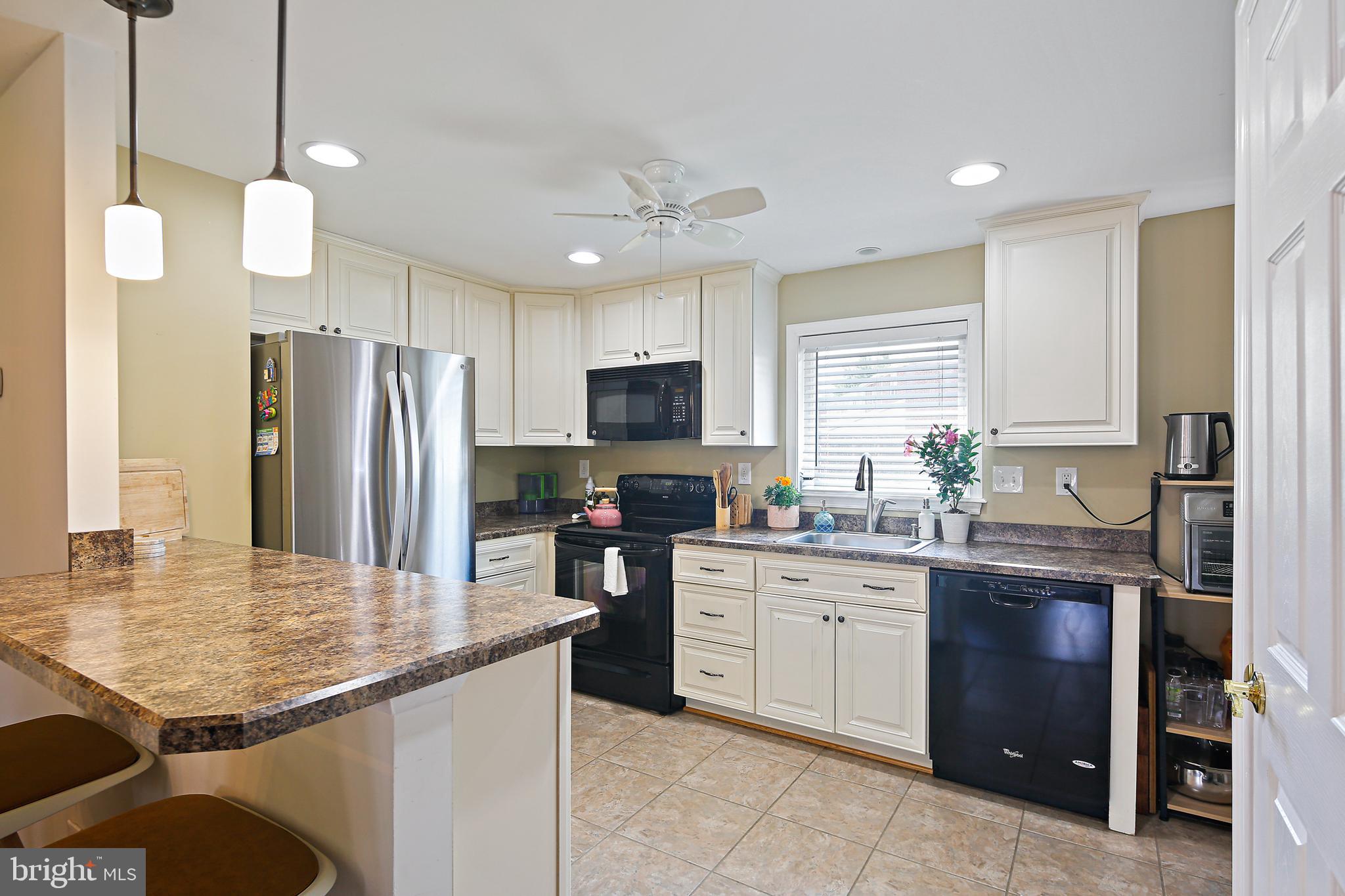 HUNTSMOOR VILLAGE NORTH - Residential