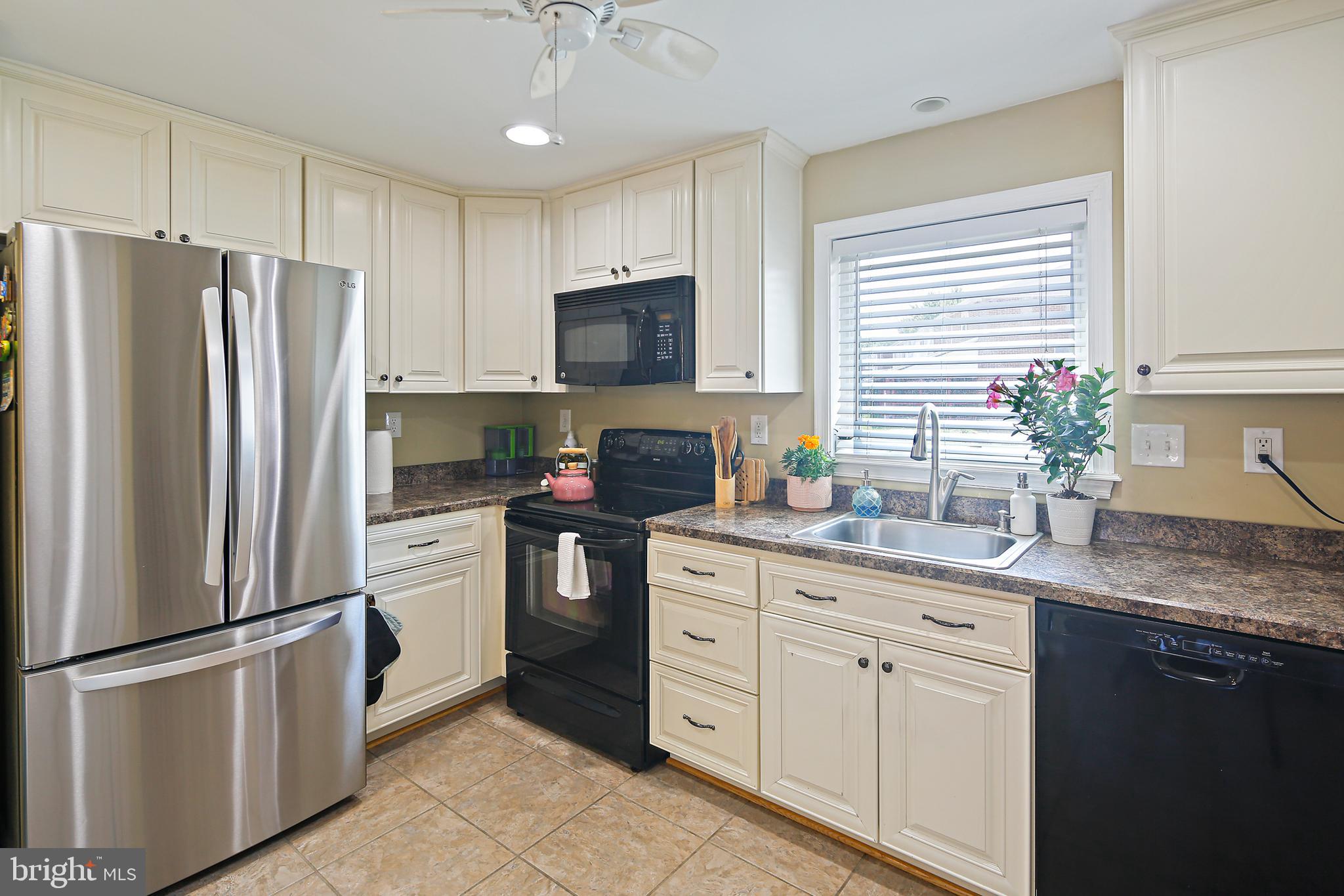 HUNTSMOOR VILLAGE NORTH - Residential