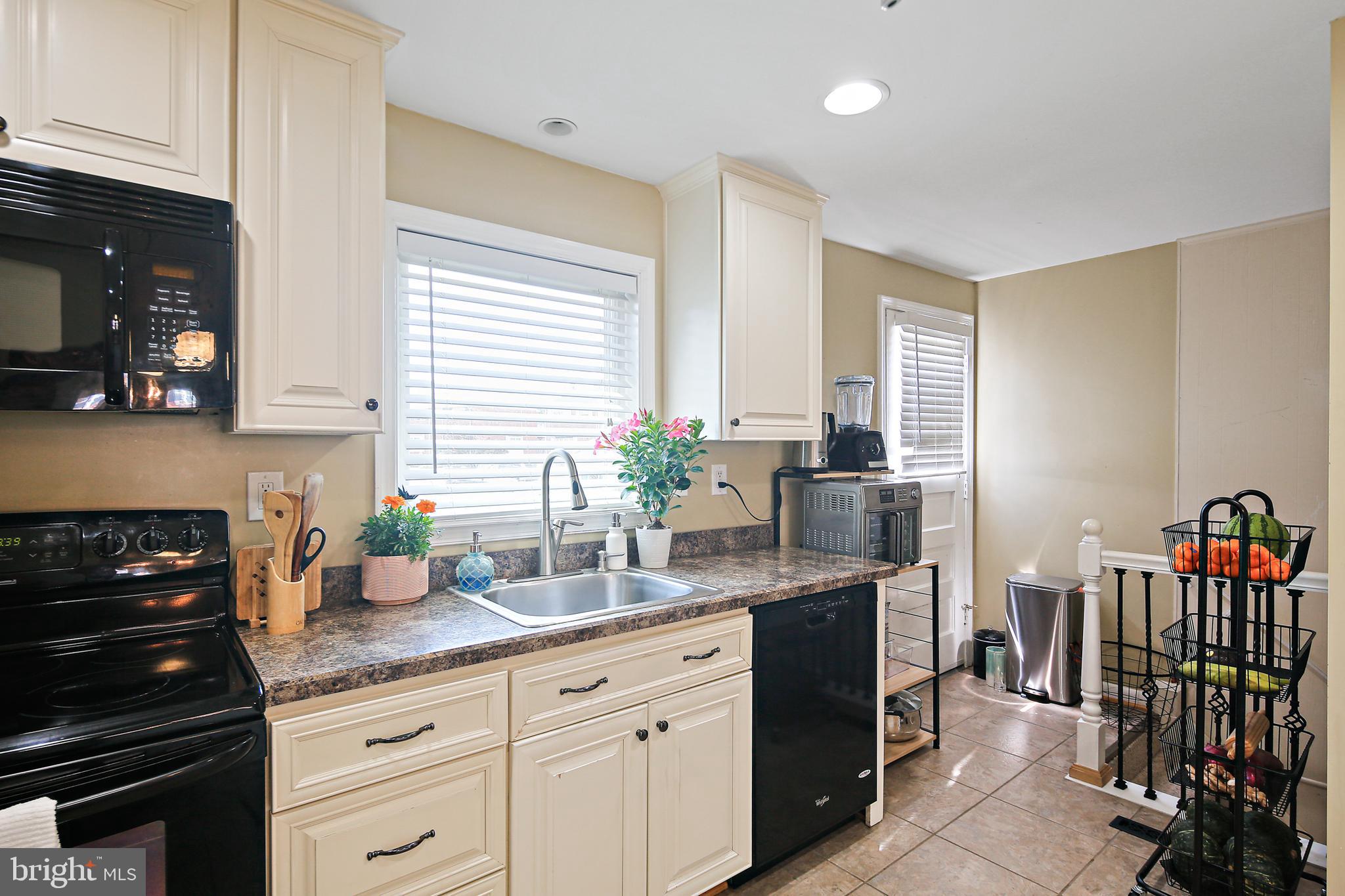 HUNTSMOOR VILLAGE NORTH - Residential