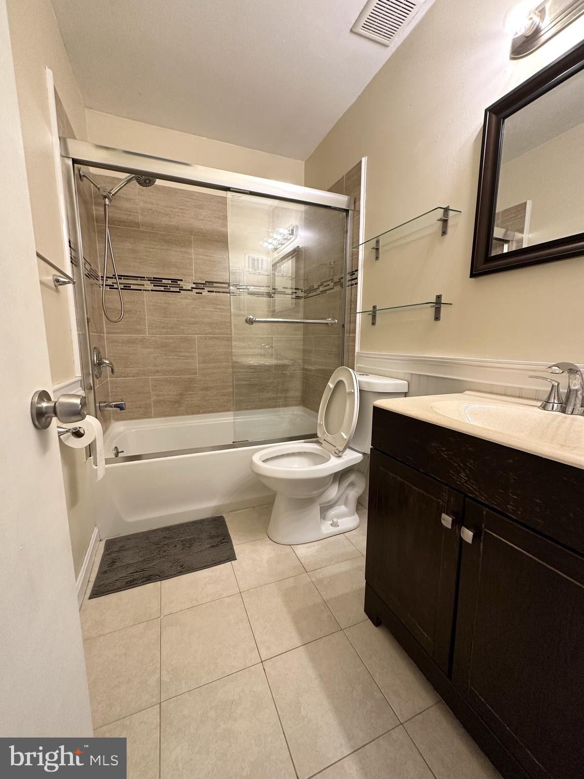 CALVERTON - Residential