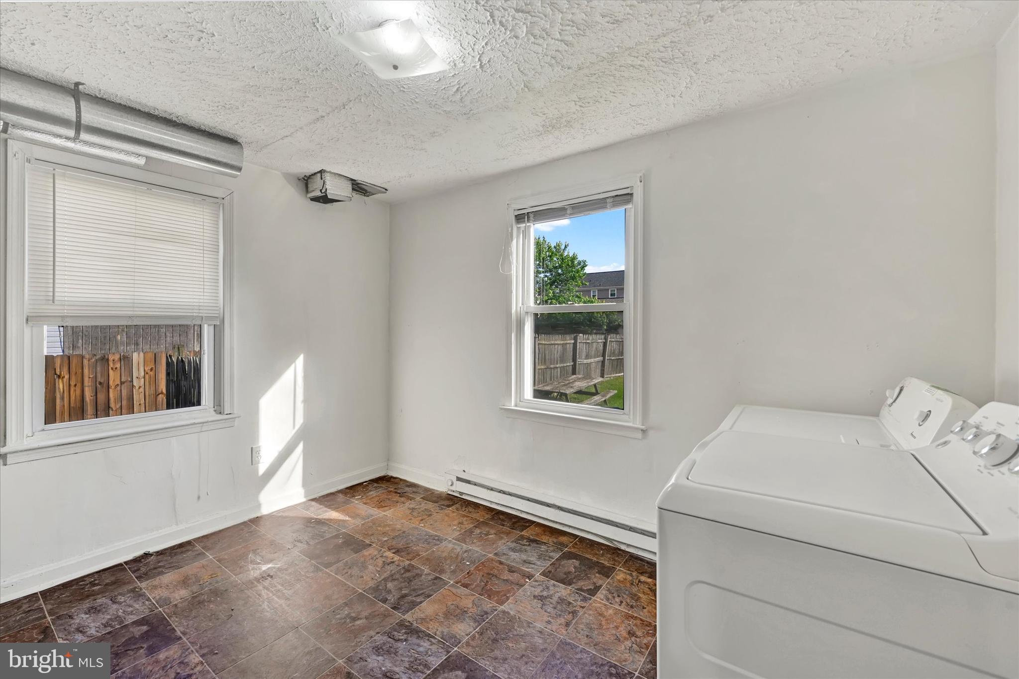 HALETHORPE - Residential