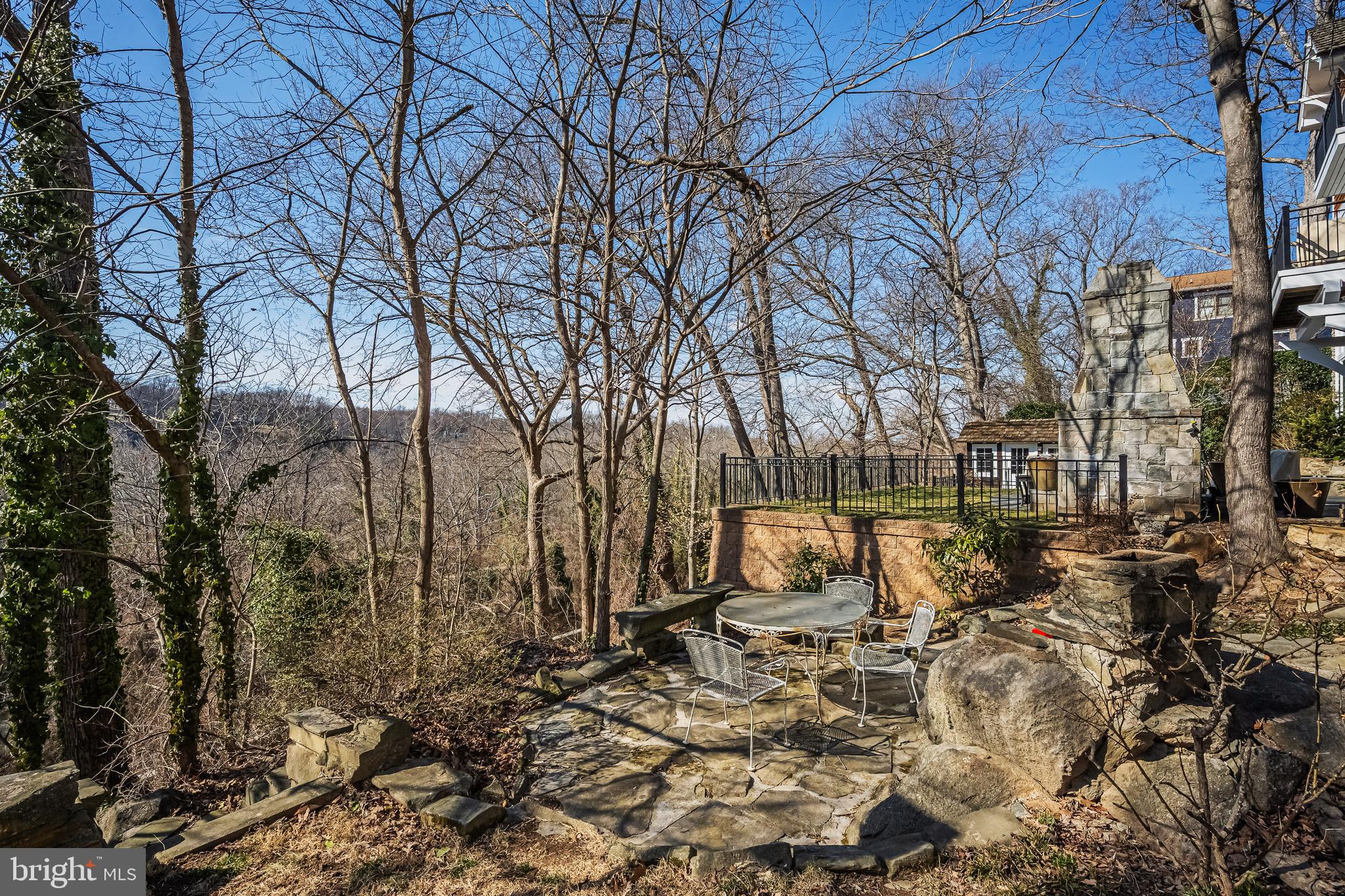 BROOKMONT - Residential