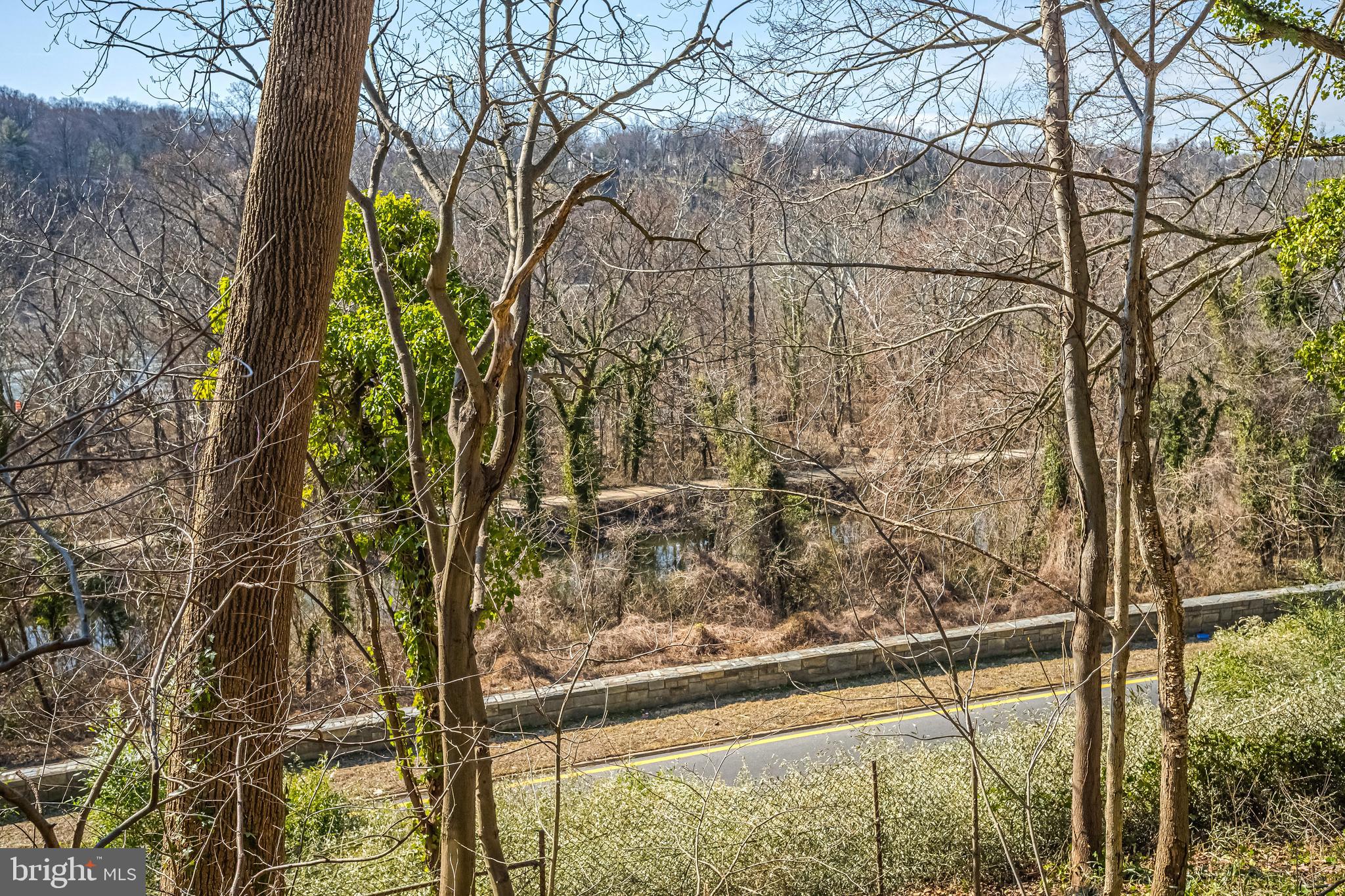 BROOKMONT - Residential