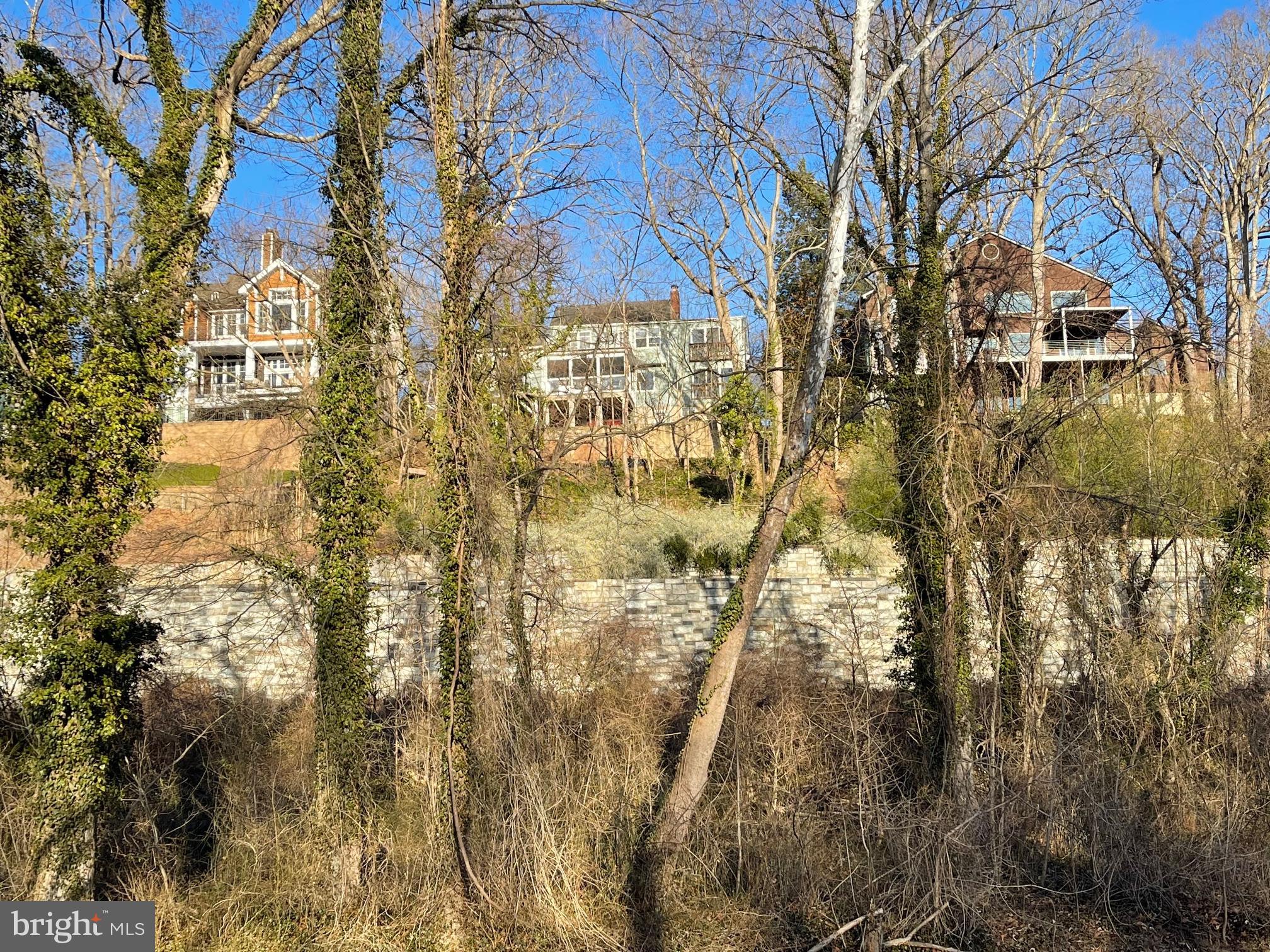 BROOKMONT - Residential