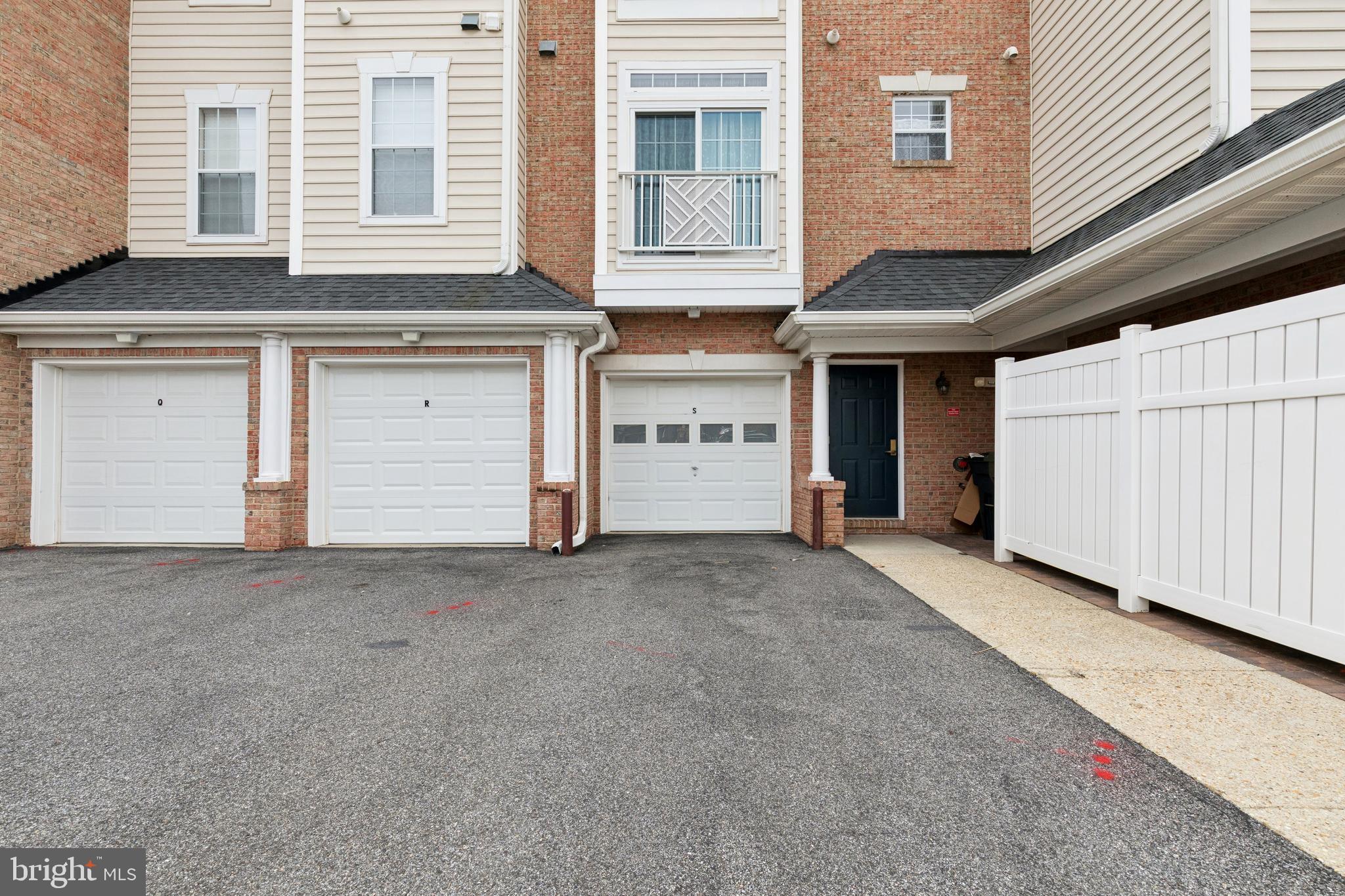 THE HAMLETS AT SOUTH RIVER COLONY - Residential