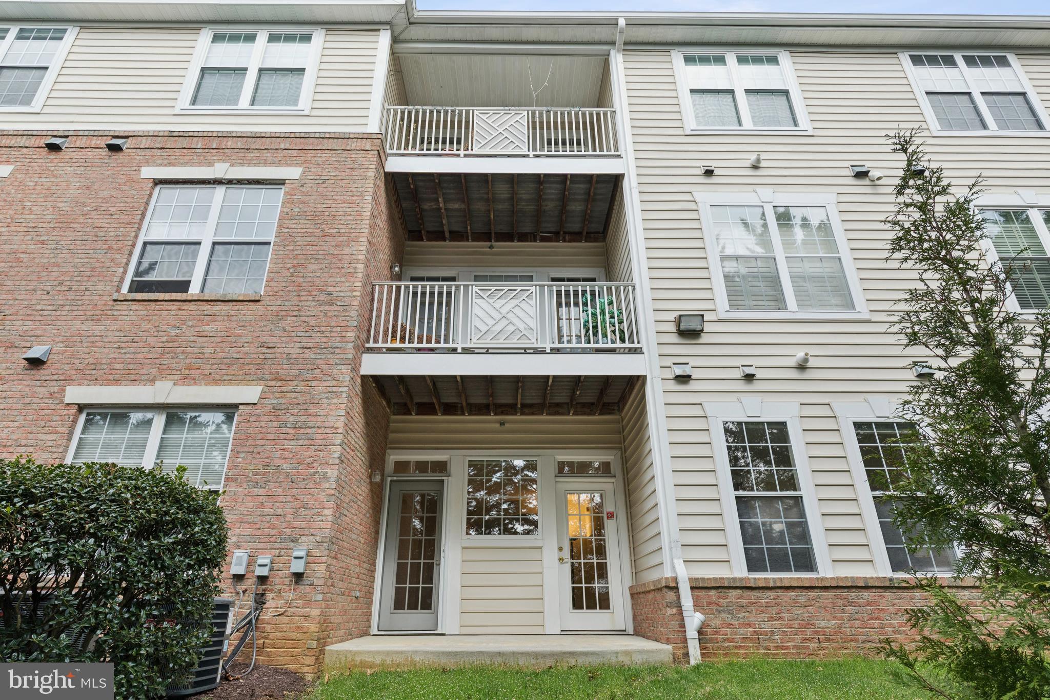 THE HAMLETS AT SOUTH RIVER COLONY - Residential