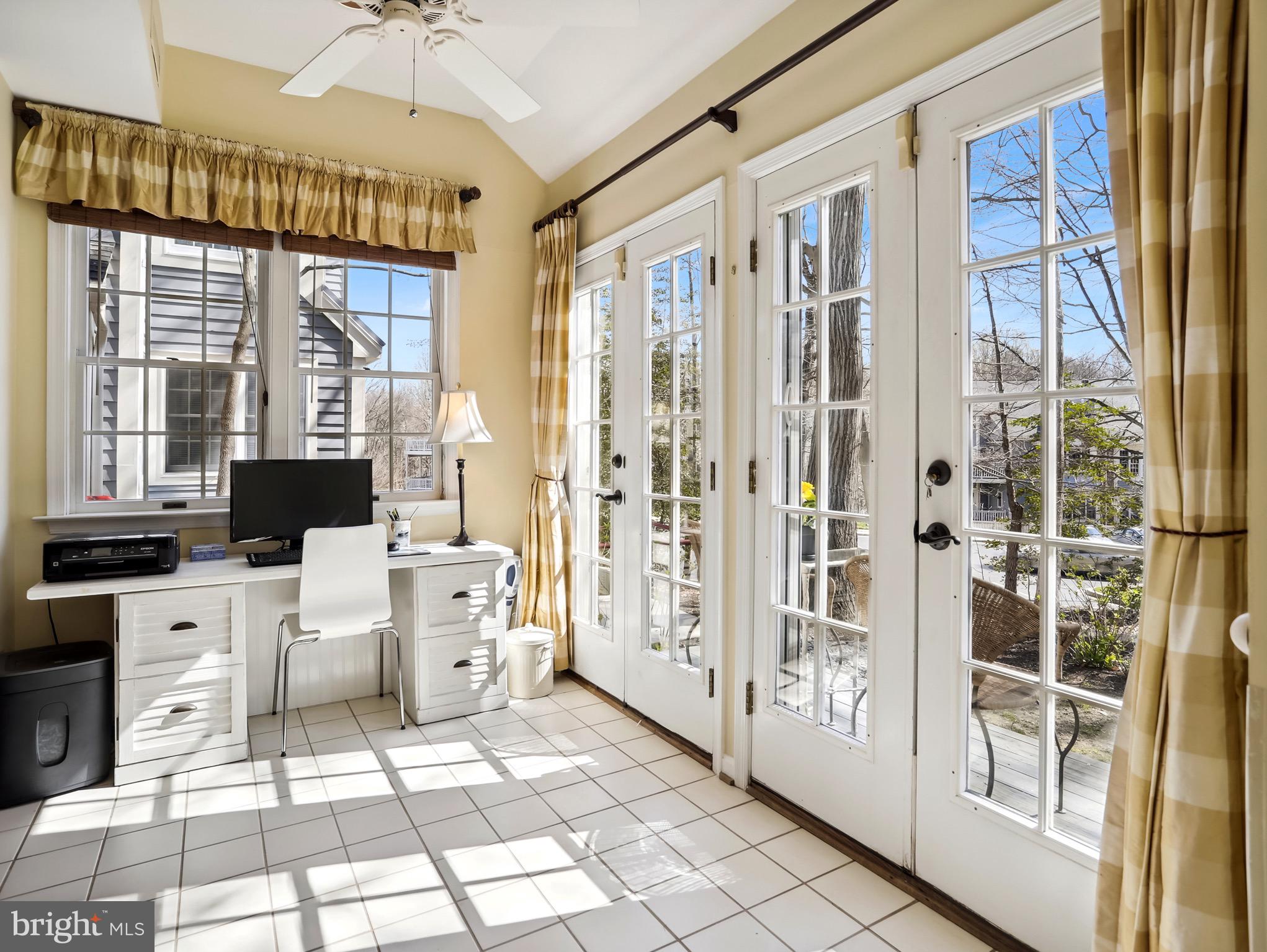 RIVA TRACE/SUMMER PLACE - Residential