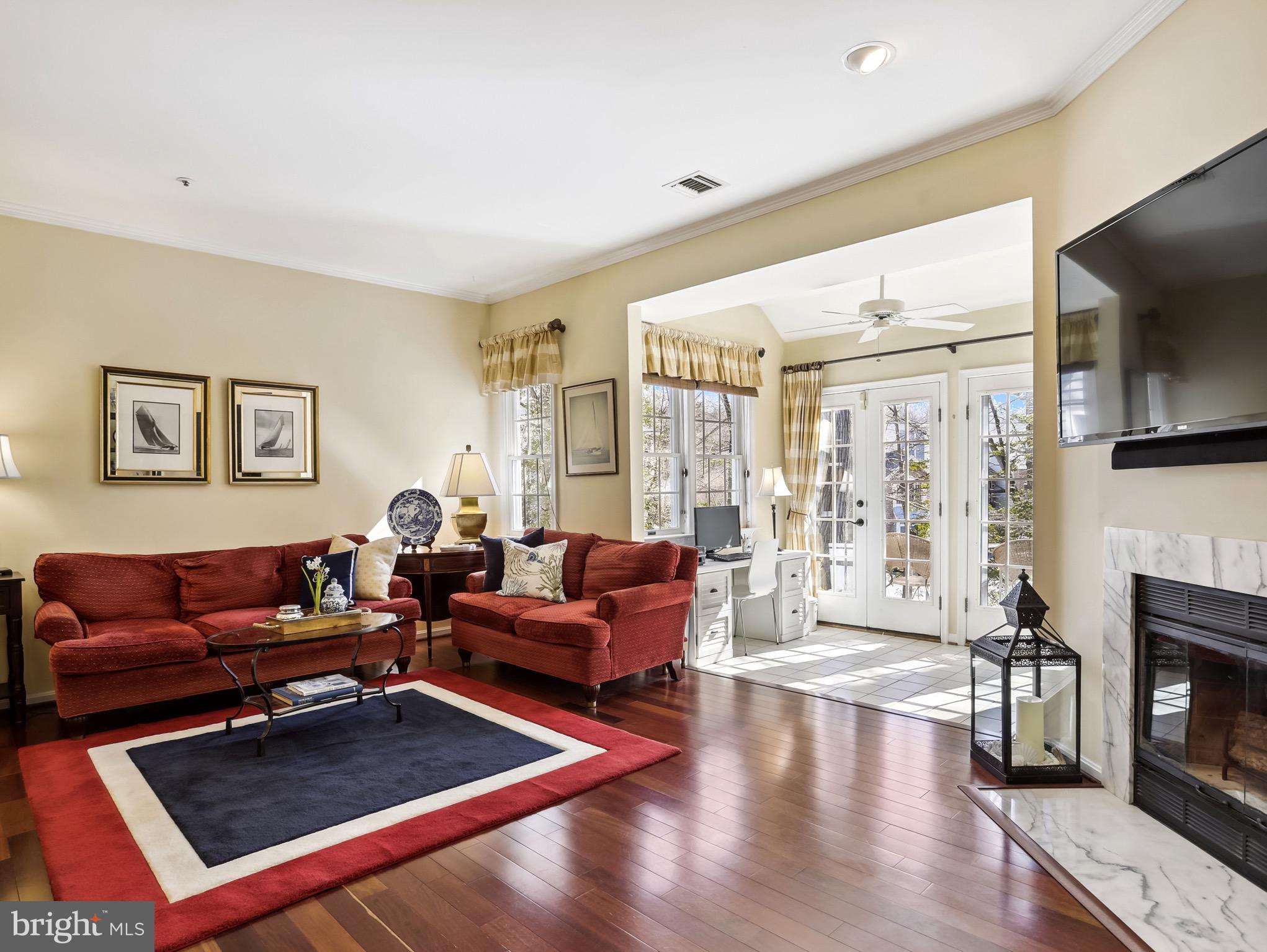 RIVA TRACE/SUMMER PLACE - Residential