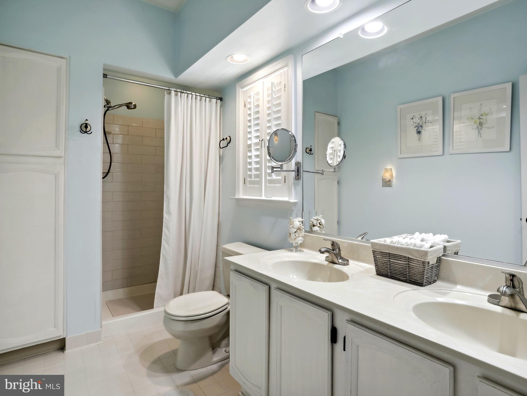 RIVA TRACE/SUMMER PLACE - Residential