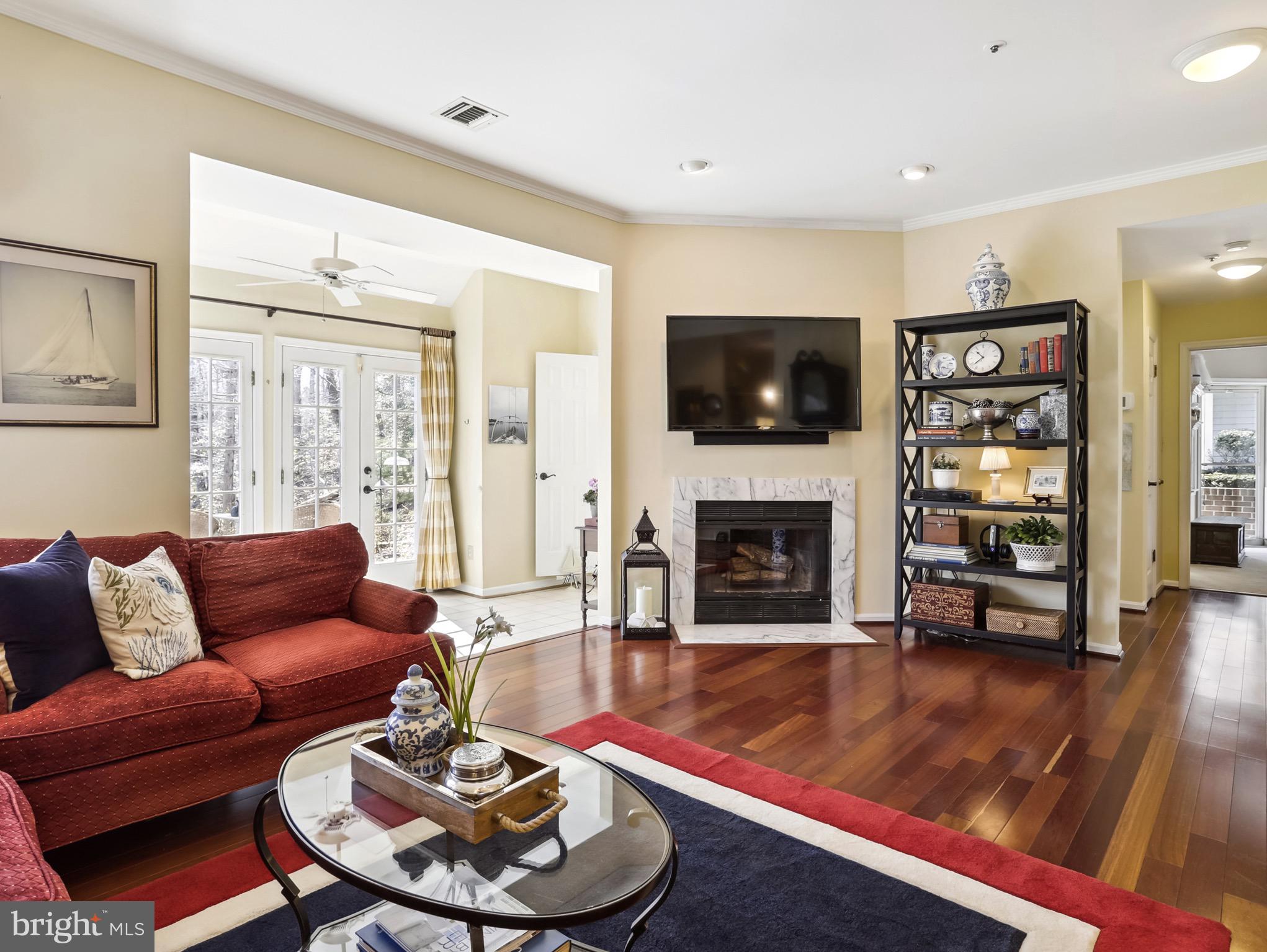 RIVA TRACE/SUMMER PLACE - Residential