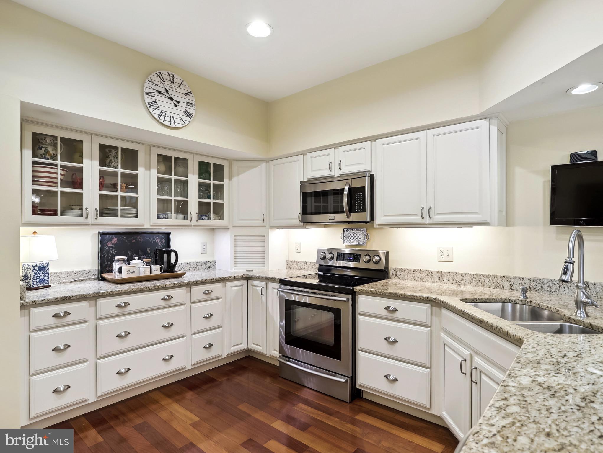 RIVA TRACE/SUMMER PLACE - Residential