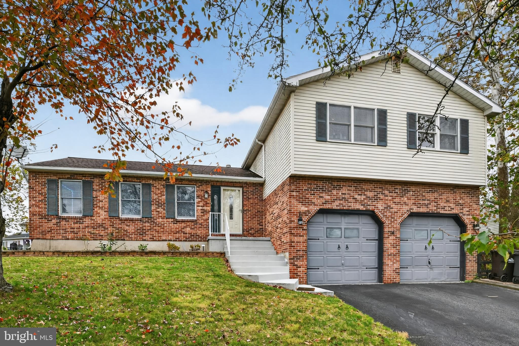 207 LINCOLN DRIVE