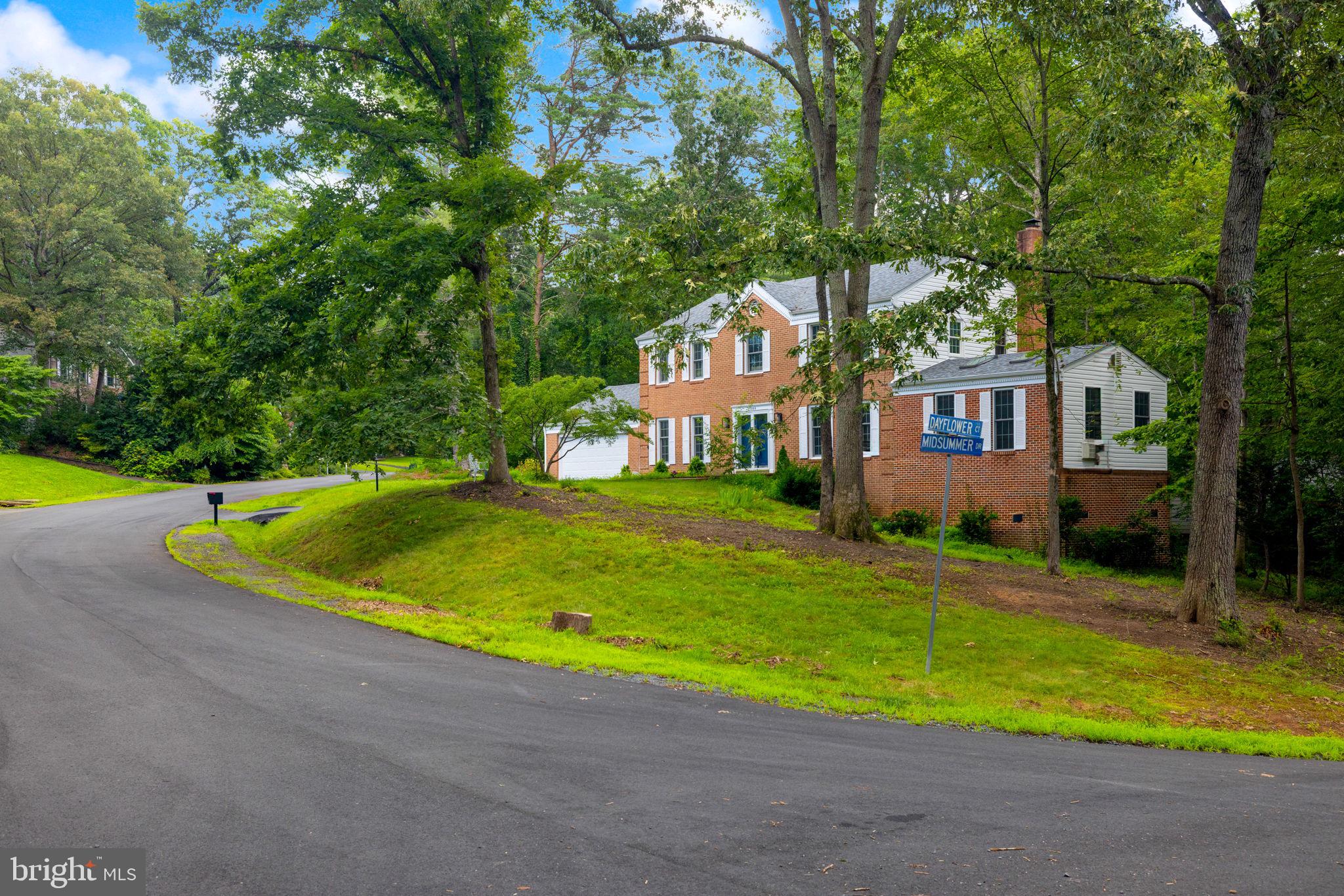 10809 DAYFLOWER COURT