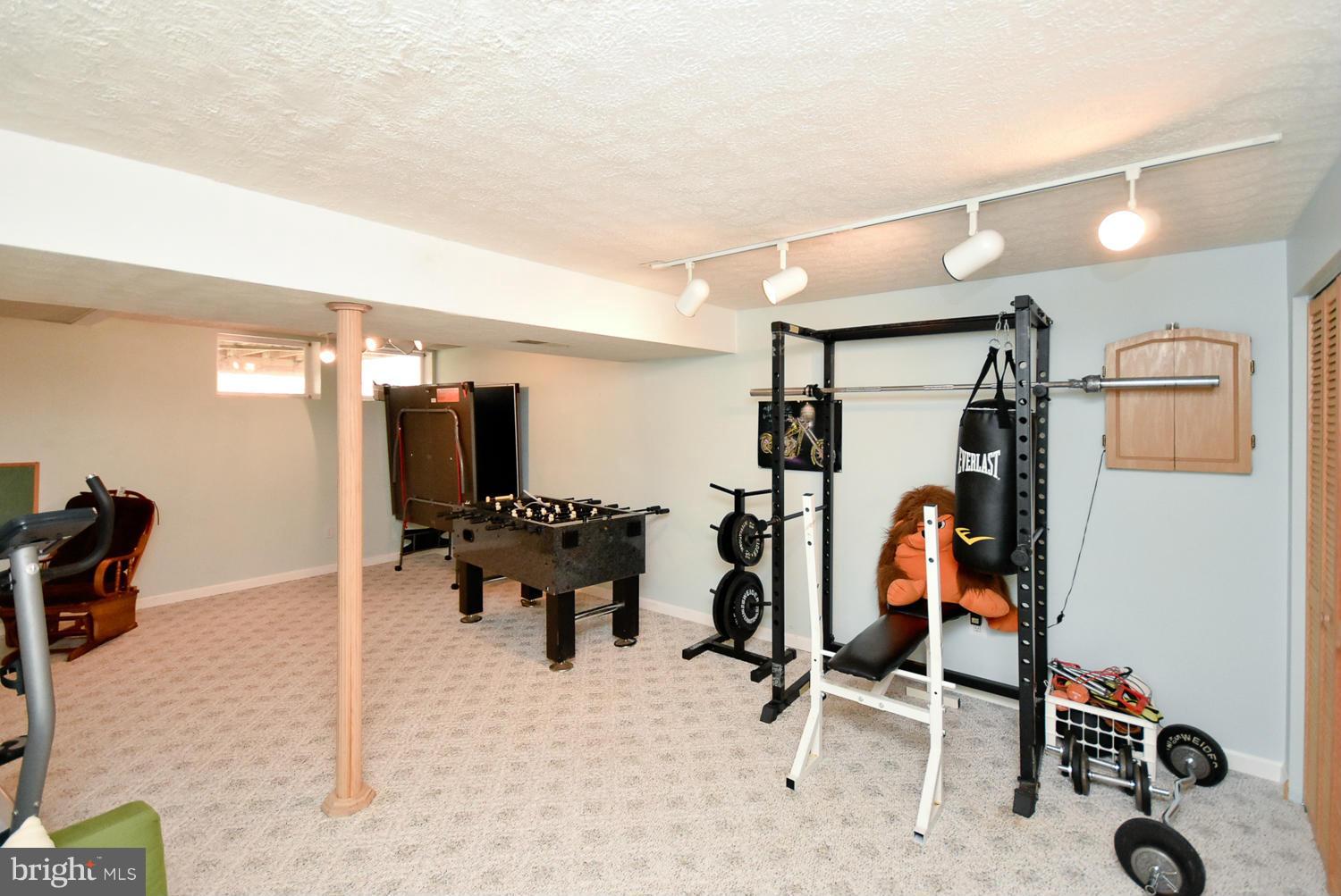 KINGS CONTRIVANCE - Residential