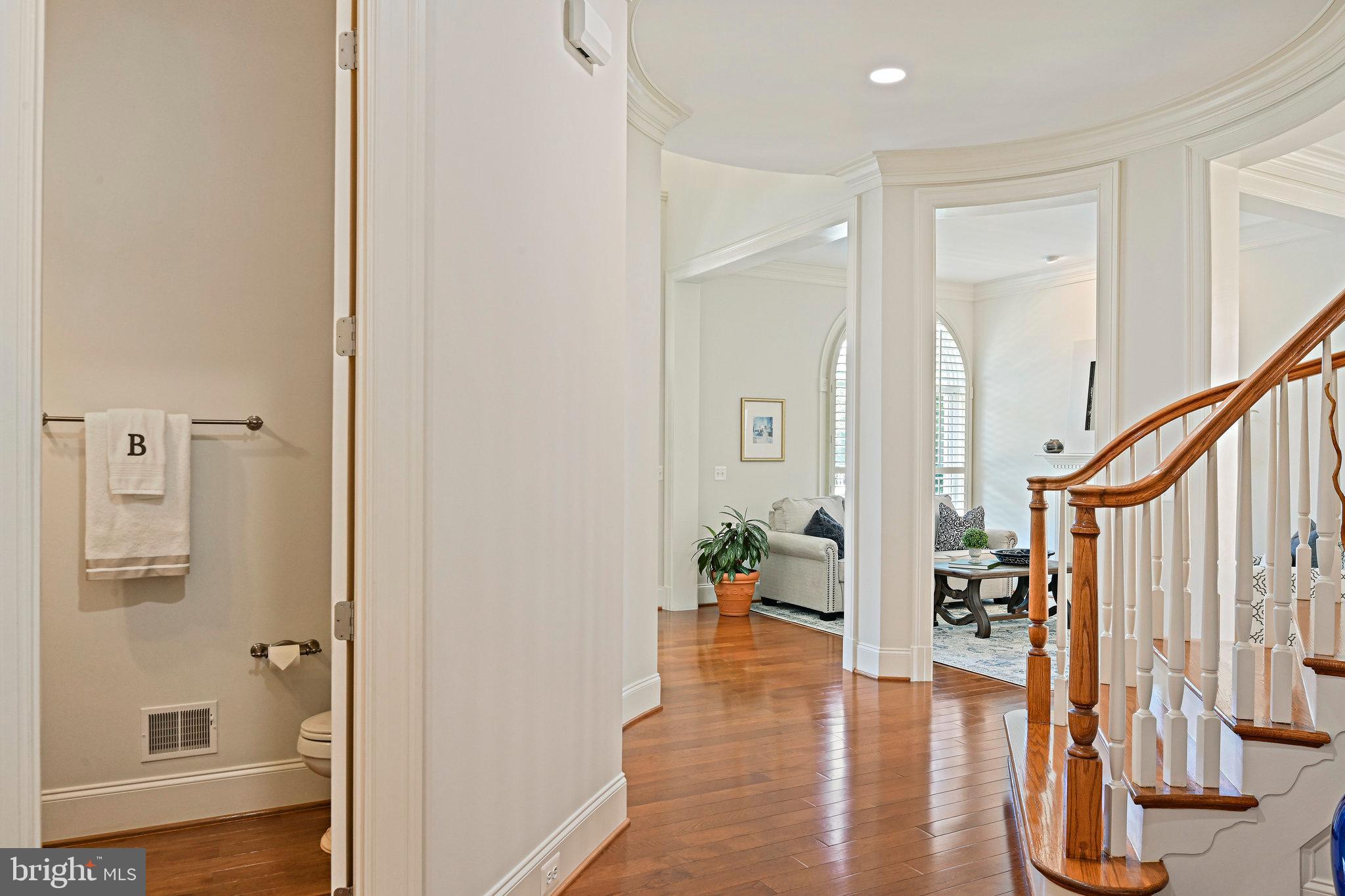 TYSONS CHASE - Residential