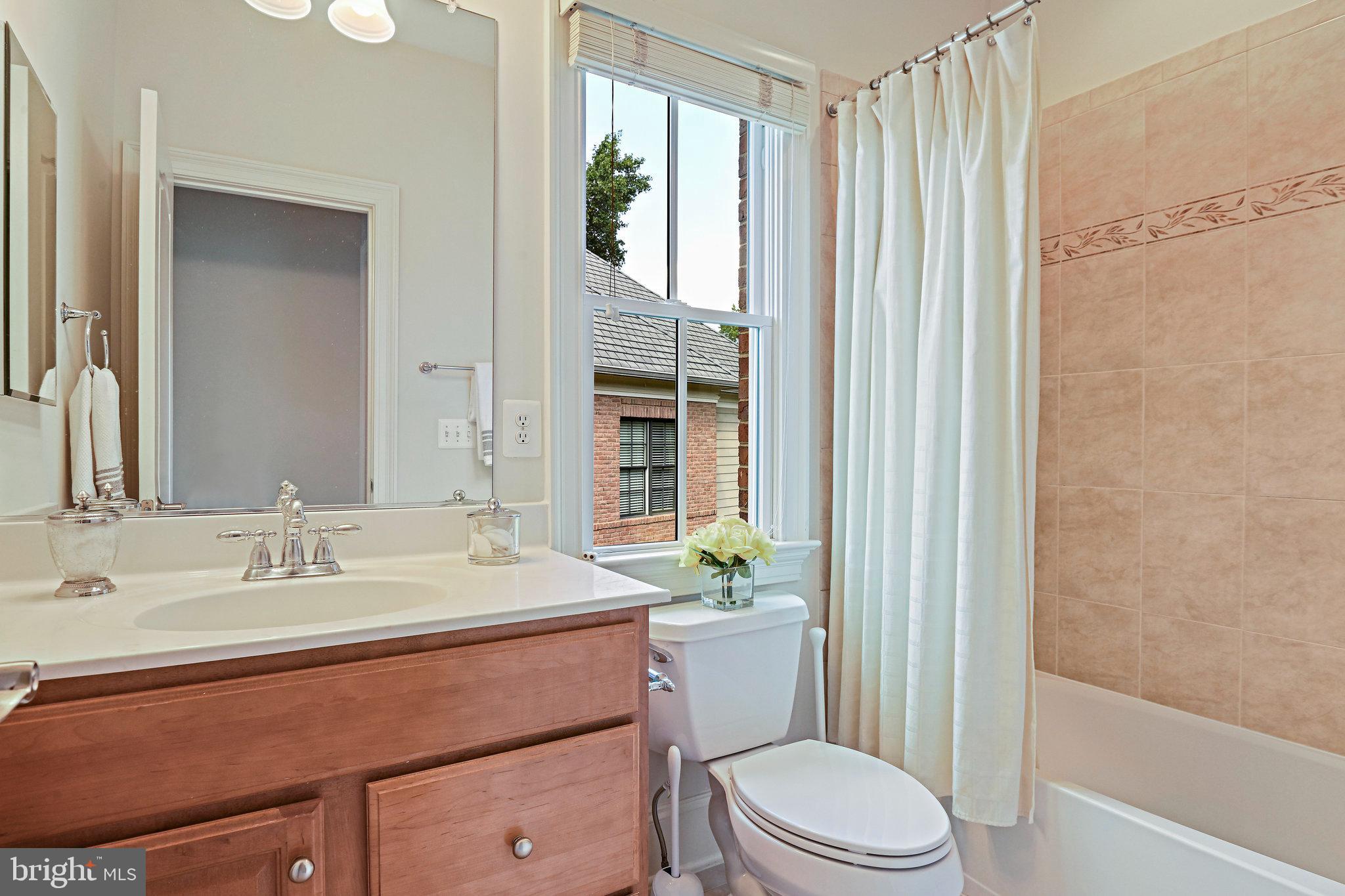 TYSONS CHASE - Residential