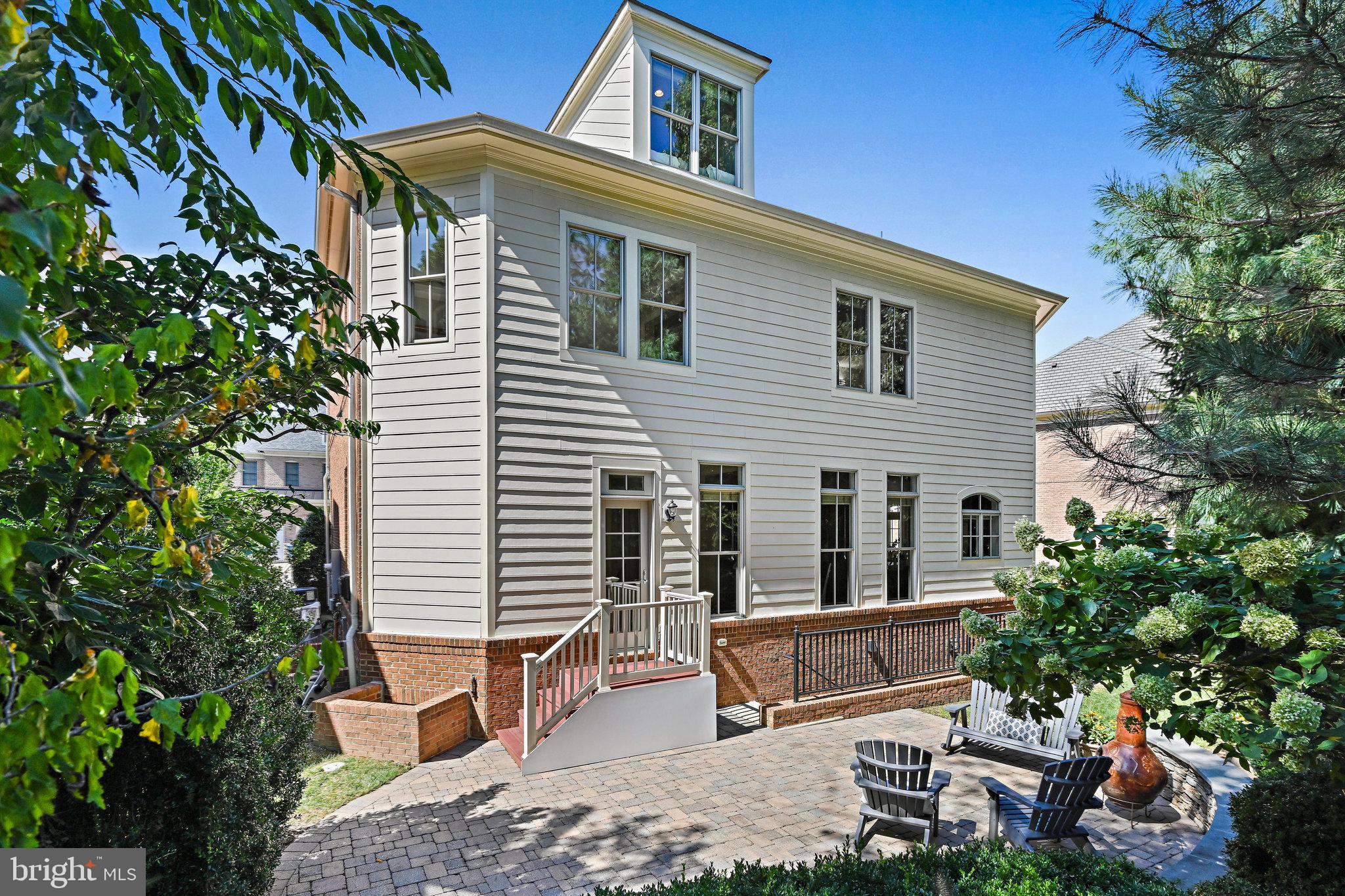 TYSONS CHASE - Residential